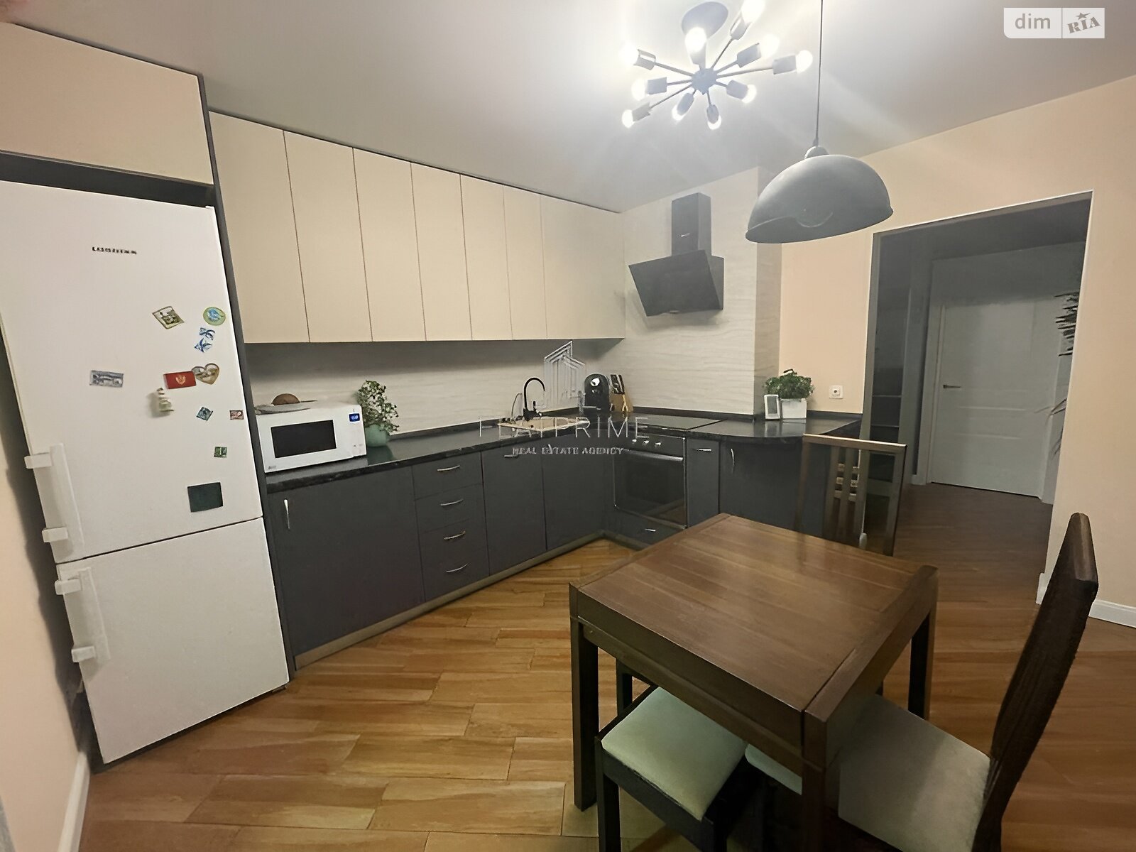 Продаж трикімнатної квартири в Києві, на вул. Сергія Данченка 28Б, район Мостицький Масив фото 1 Продаж трикімнатної квартири в Києві, на вул. Сергія Данченка 28Б, район Мостицький Масив фото 1