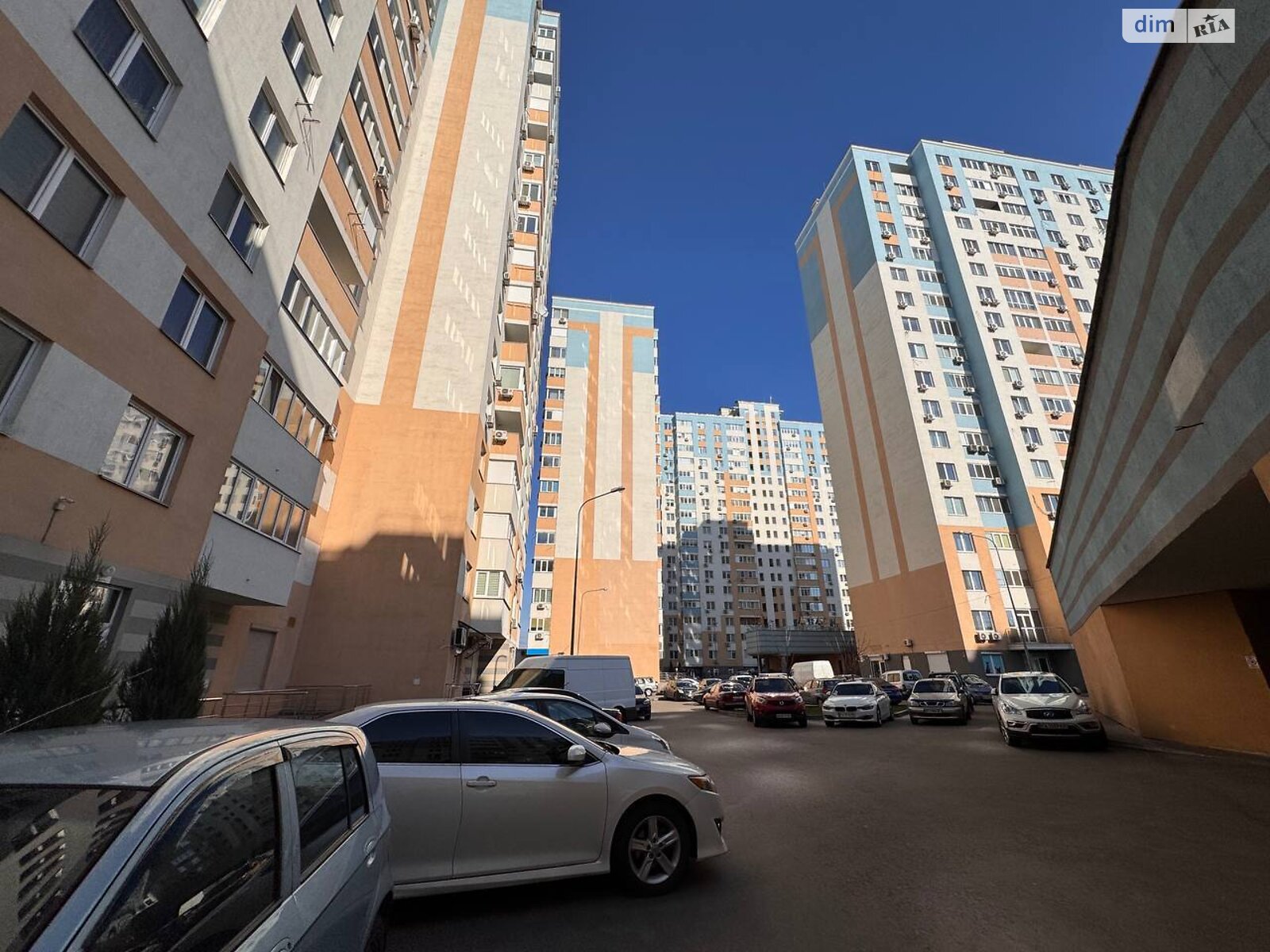 Продажа двухкомнатной квартиры в Киеве, на ул. Сергeя Данченко 28, район Мостицкий Массив фото 1 Продажа двухкомнатной квартиры в Киеве, на ул. Сергeя Данченко 28, район Мостицкий Массив фото 1
