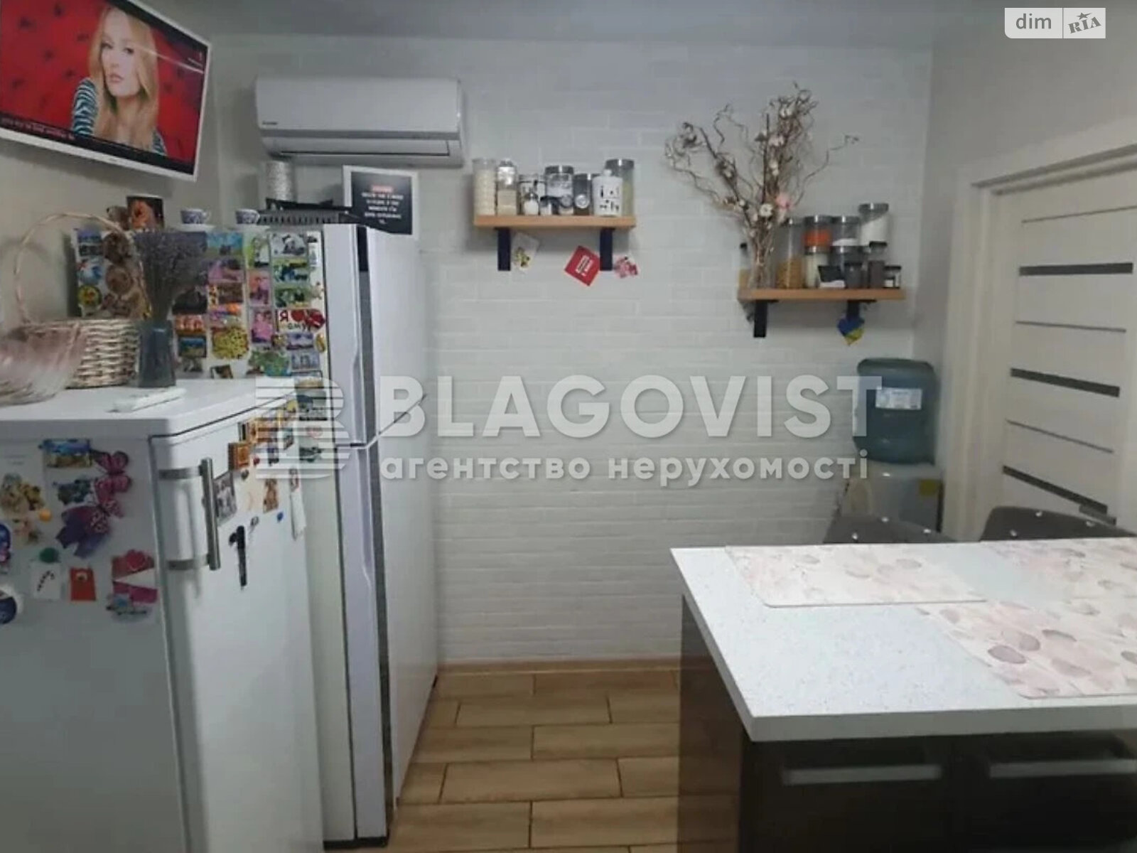 Продажа трехкомнатной квартиры в Киеве, на ул. Сергeя Данченко 32, район Мостицкий Массив фото 1 Продажа трехкомнатной квартиры в Киеве, на ул. Сергeя Данченко 32, район Мостицкий Массив фото 1