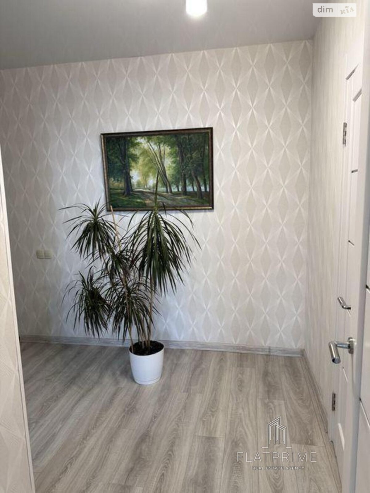 Продаж трикімнатної квартири в Києві, на вул. Сергія Данченка 32, район Мостицький Масив фото 1 Продаж трикімнатної квартири в Києві, на вул. Сергія Данченка 32, район Мостицький Масив фото 1