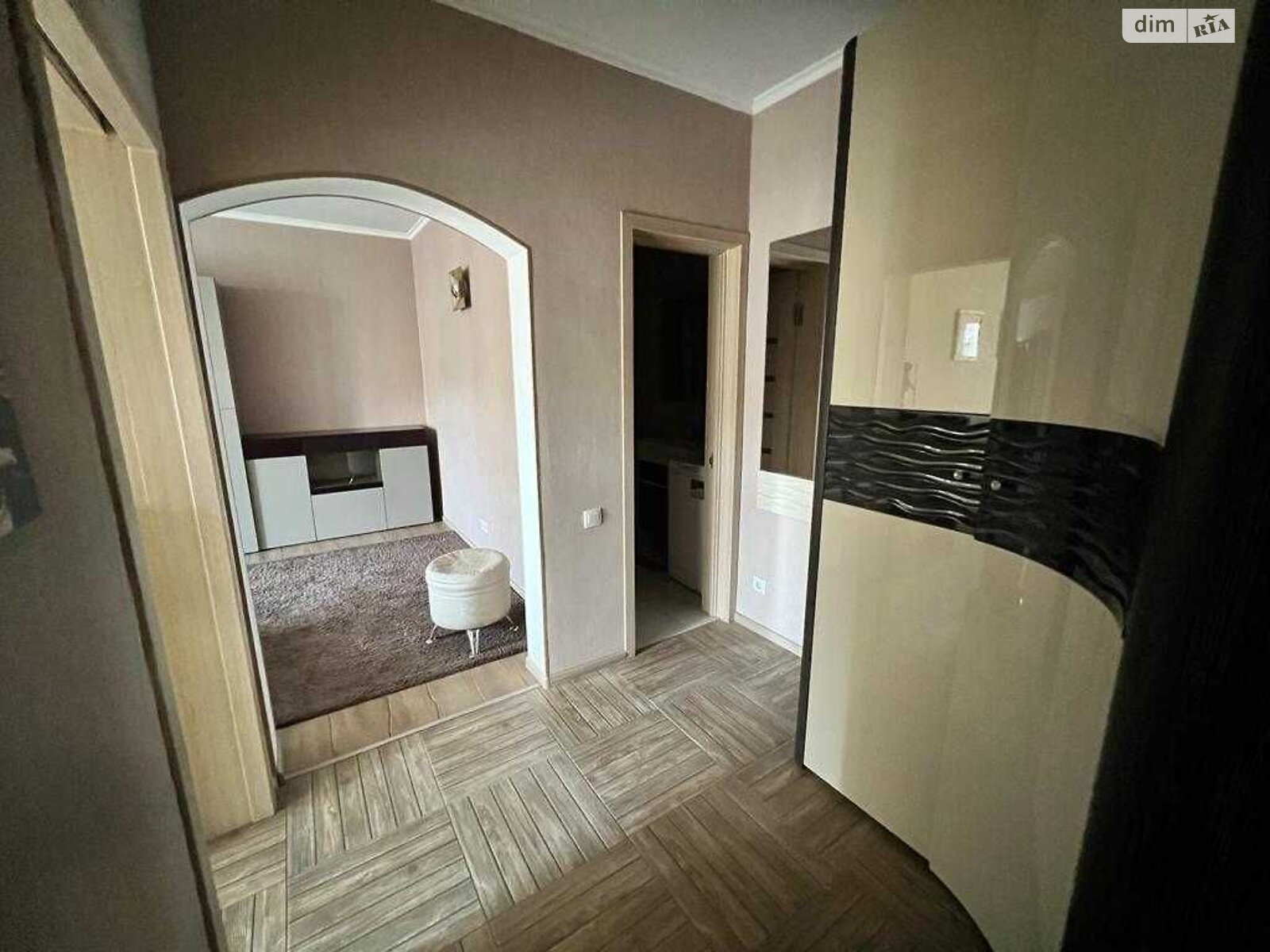 Продажа однокомнатной квартиры в Киеве, на ул. Сергeя Данченко 8, район Мостицкий Массив фото 1 Продажа однокомнатной квартиры в Киеве, на ул. Сергeя Данченко 8, район Мостицкий Массив фото 1