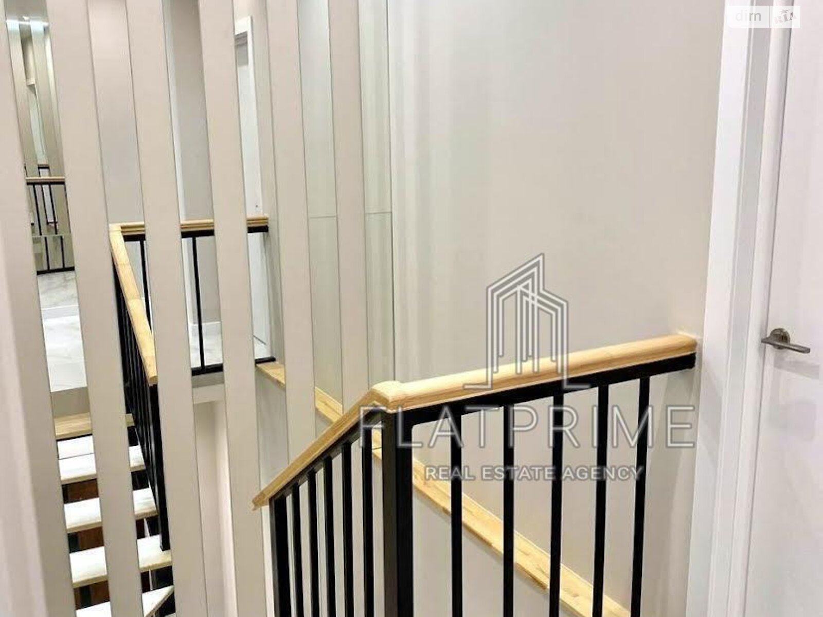 Продажа двухкомнатной квартиры в Киеве, на ул. Сергeя Данченко 34А, район Мостицкий Массив фото 1 Продажа двухкомнатной квартиры в Киеве, на ул. Сергeя Данченко 34А, район Мостицкий Массив фото 1