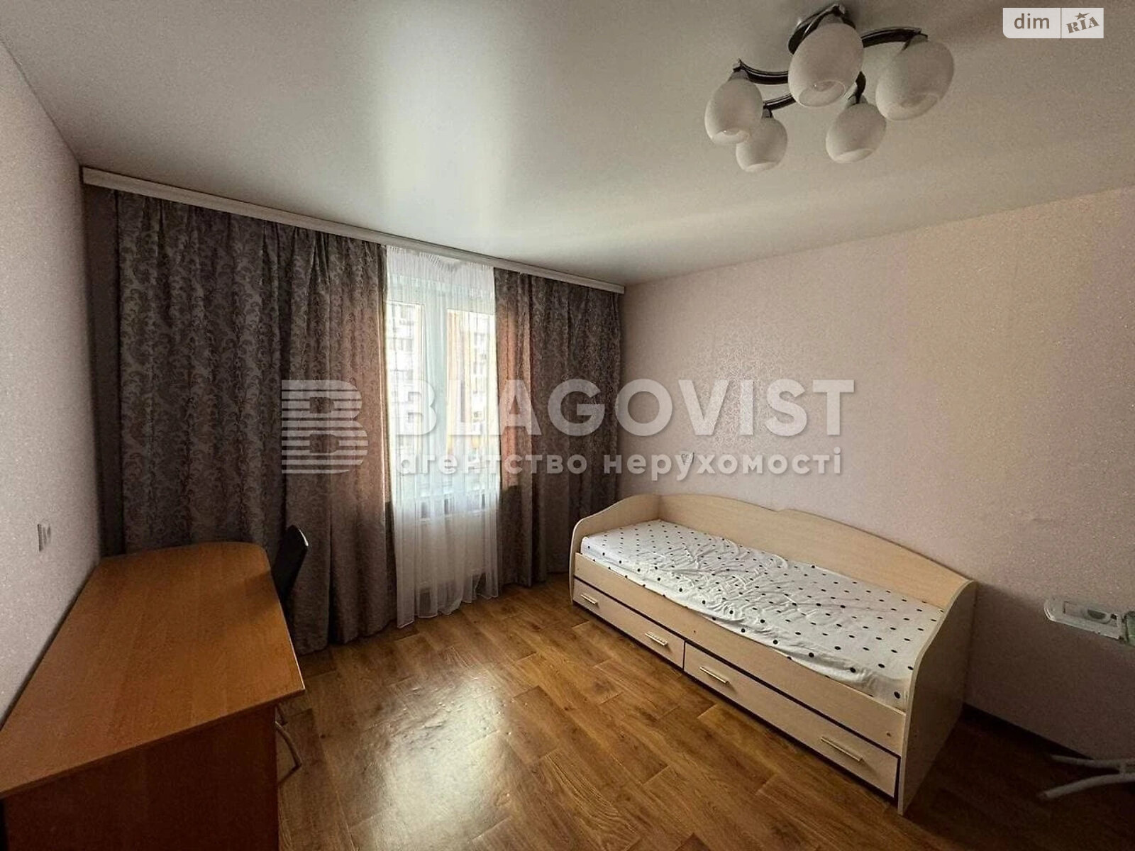 Продажа трехкомнатной квартиры в Киеве, на ул. Сергeя Данченко 1, район Мостицкий Массив фото 1 Продажа трехкомнатной квартиры в Киеве, на ул. Сергeя Данченко 1, район Мостицкий Массив фото 1