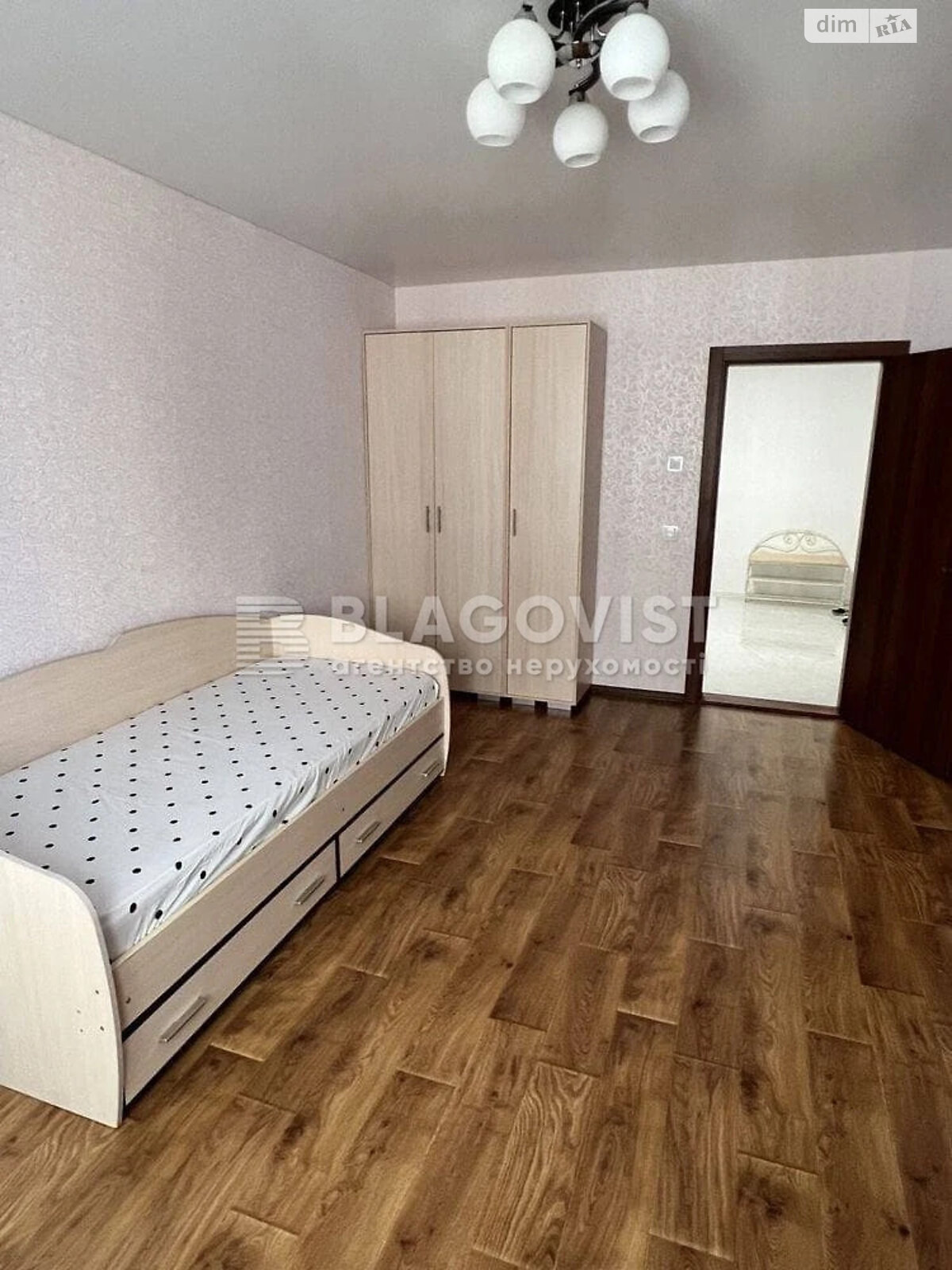 Продажа трехкомнатной квартиры в Киеве, на ул. Сергeя Данченко 1, район Мостицкий Массив фото 1 Продажа трехкомнатной квартиры в Киеве, на ул. Сергeя Данченко 1, район Мостицкий Массив фото 1