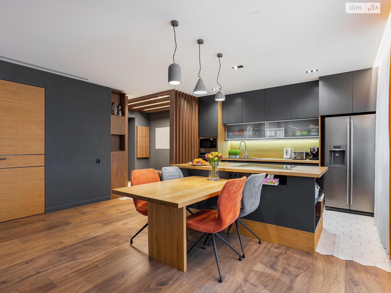 Продажа четырехкомнатной квартиры в Киеве, на ул. Сергeя Данченко 14А, район Мостицкий Массив фото 1