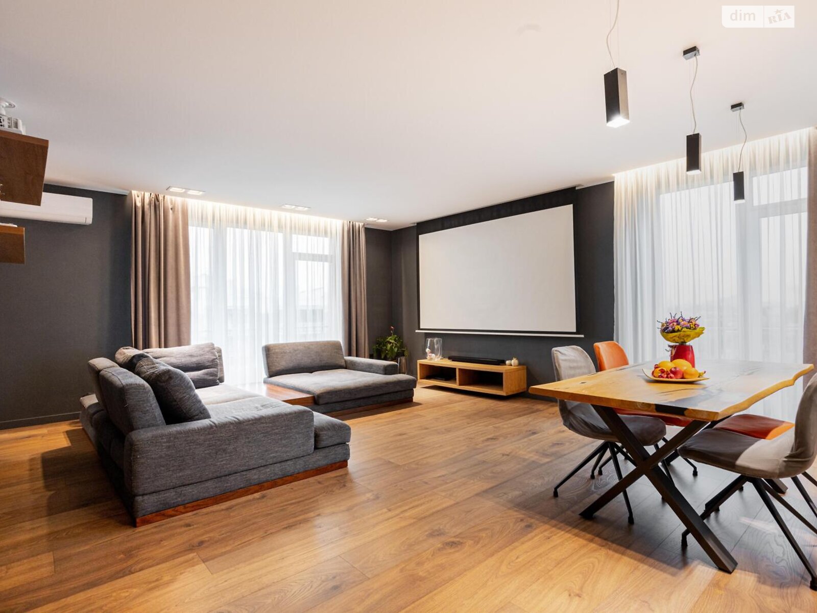 Продажа четырехкомнатной квартиры в Киеве, на ул. Сергeя Данченко 14А, район Мостицкий Массив фото 1