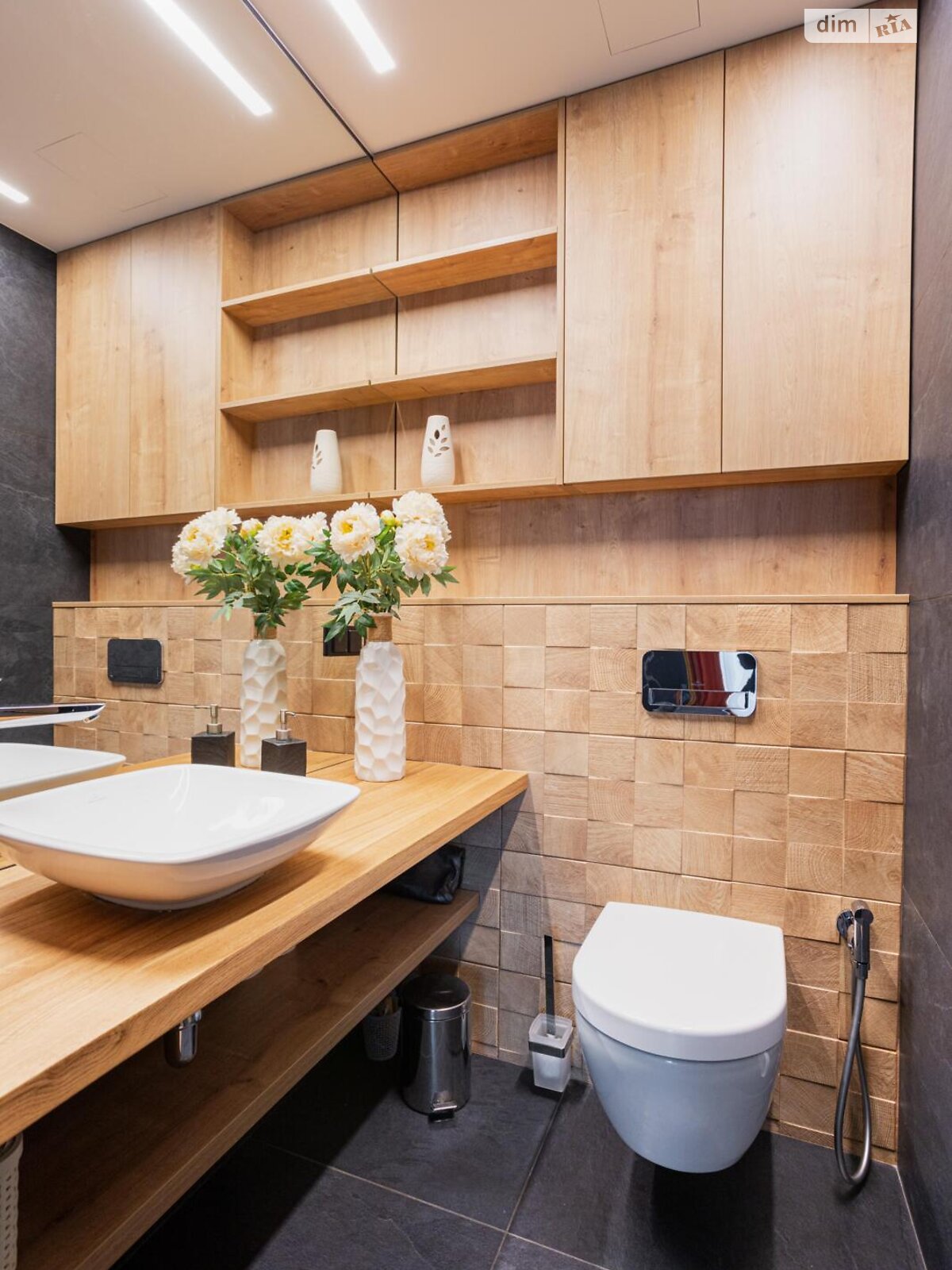 Продажа четырехкомнатной квартиры в Киеве, на ул. Сергeя Данченко 14А, район Мостицкий Массив фото 1