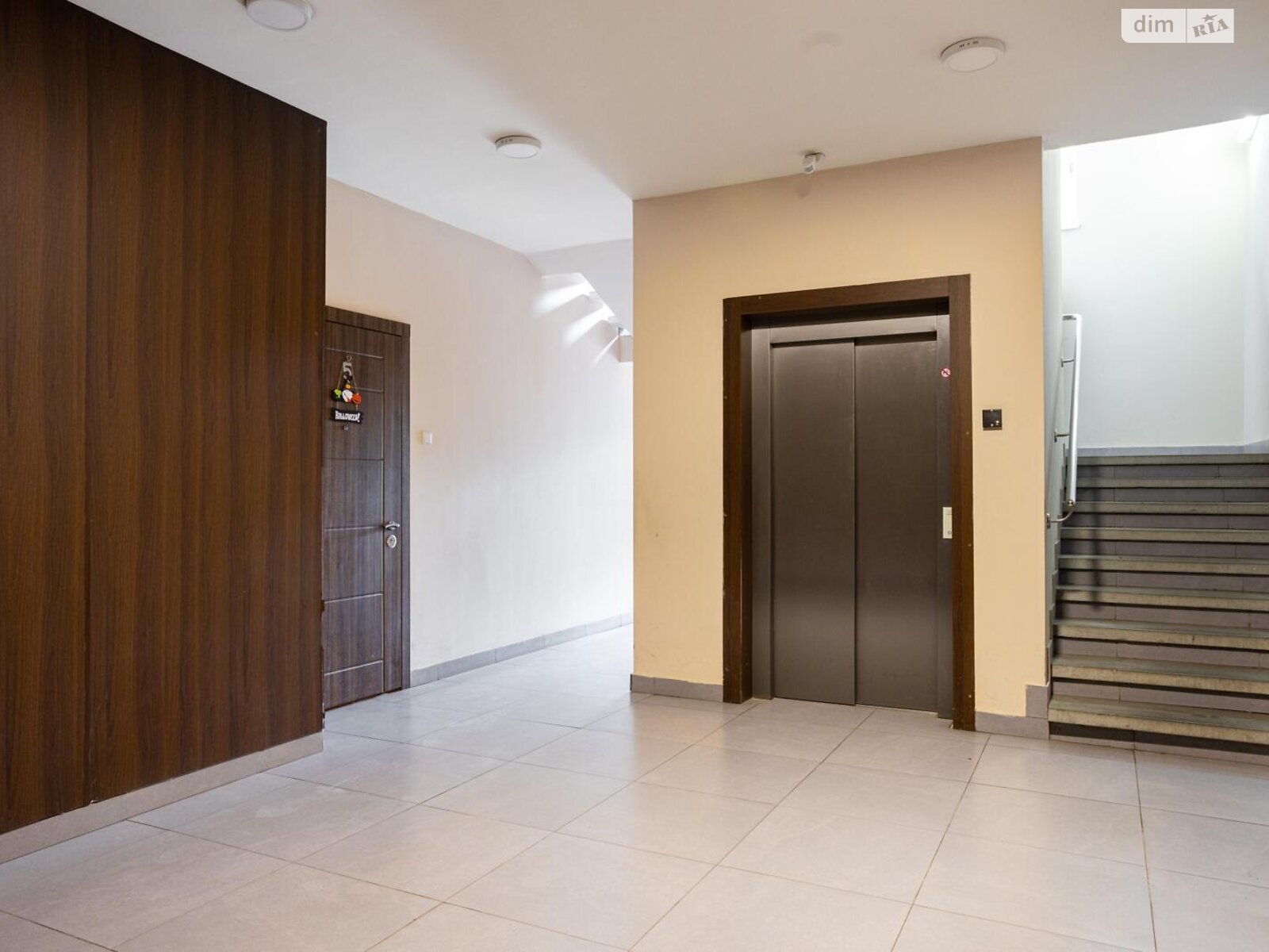 Продажа четырехкомнатной квартиры в Киеве, на ул. Сергeя Данченко 14А, район Мостицкий Массив фото 1