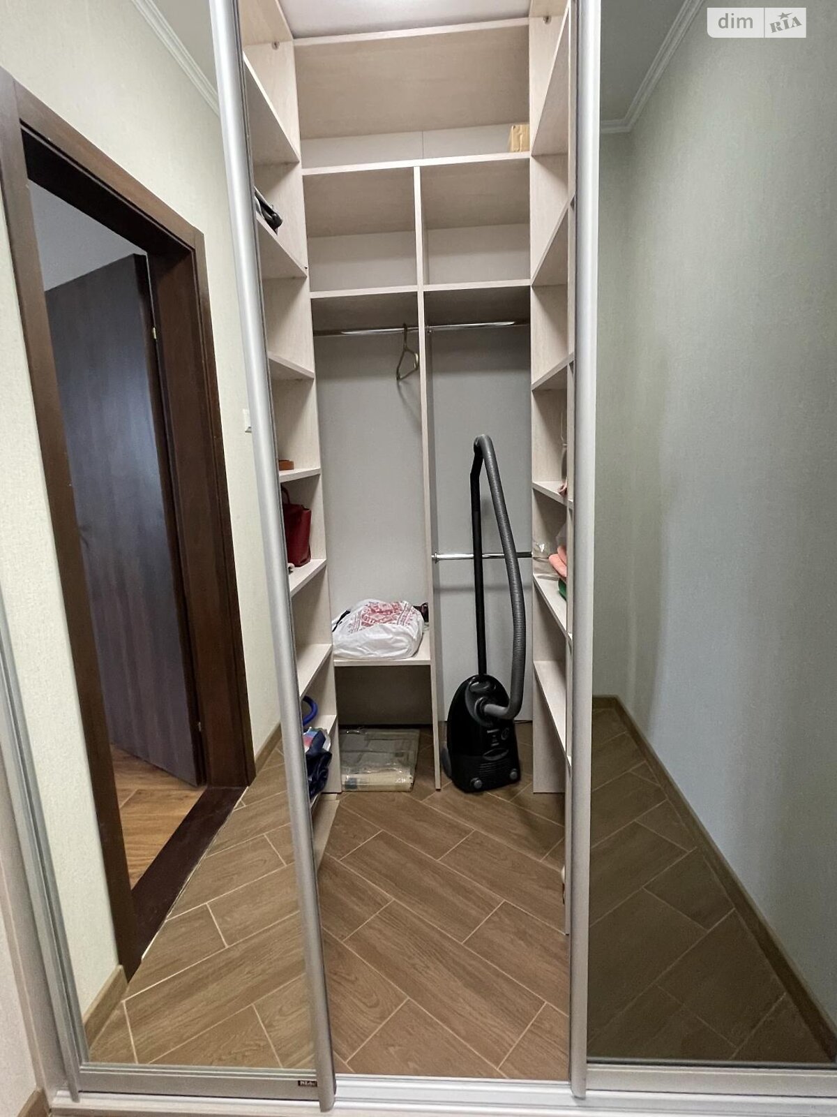 Продаж однокімнатної квартири в Києві, на вул. Сергія Котенка 5, район Мостицький Масив фото 1 Продаж однокімнатної квартири в Києві, на вул. Сергія Котенка 5, район Мостицький Масив фото 1