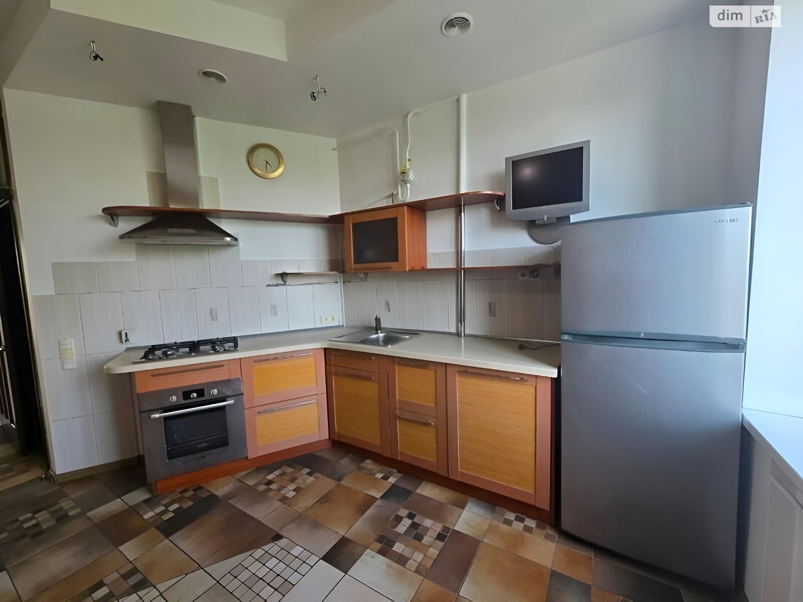 Продаж трикімнатної квартири в Києві, на вул. Вишгородська 33, район Мостицький Масив фото 1 Продаж трикімнатної квартири в Києві, на вул. Вишгородська 33, район Мостицький Масив фото 1