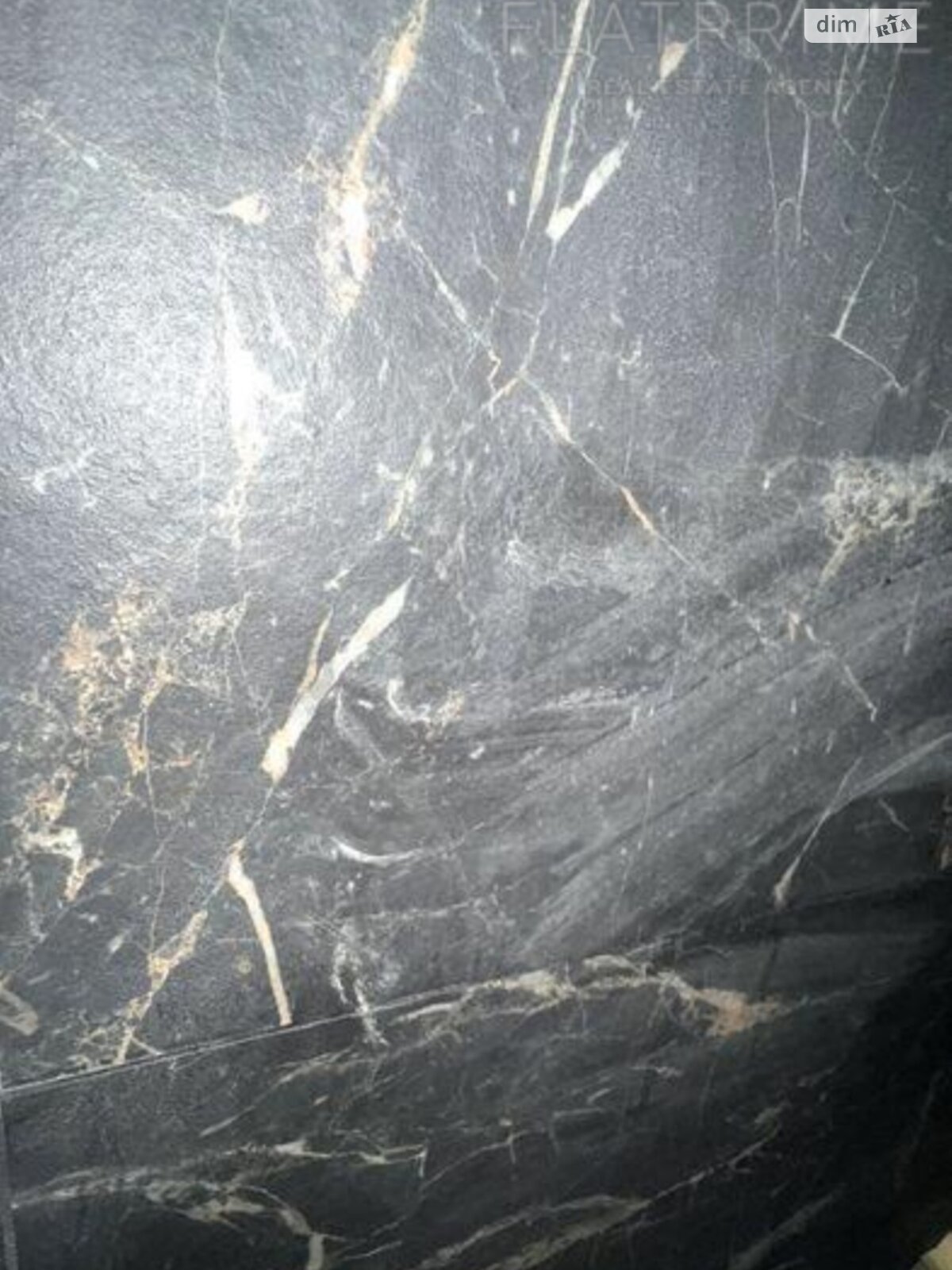 Продажа четырехкомнатной квартиры в Киеве, на ул. Замковецкая, район Мостицкий Массив фото 1 Продажа четырехкомнатной квартиры в Киеве, на ул. Замковецкая, район Мостицкий Массив фото 1