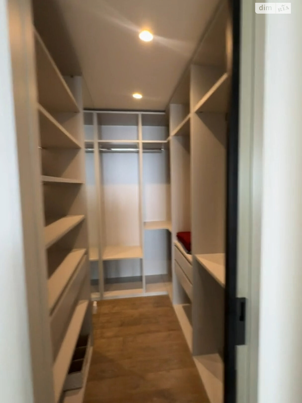 Продажа трехкомнатной квартиры в Киеве, на пер. Моторный 9, фото 1 Продажа трехкомнатной квартиры в Киеве, на пер. Моторный 9, фото 1