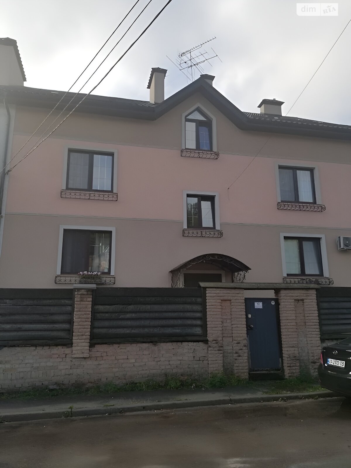 Продаж чотирикімнатної квартири в Києві, на вул. Квітки-Основ'яненка 31, район Мишоловка фото 1 Продаж чотирикімнатної квартири в Києві, на вул. Квітки-Основ'яненка 31, район Мишоловка фото 1