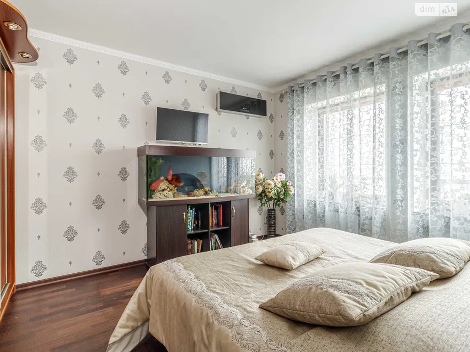 Продажа двухкомнатной квартиры в Киеве, на просп. Науки 80А/73, район Мышеловка фото 1 Продажа двухкомнатной квартиры в Киеве, на просп. Науки 80А/73, район Мышеловка фото 1