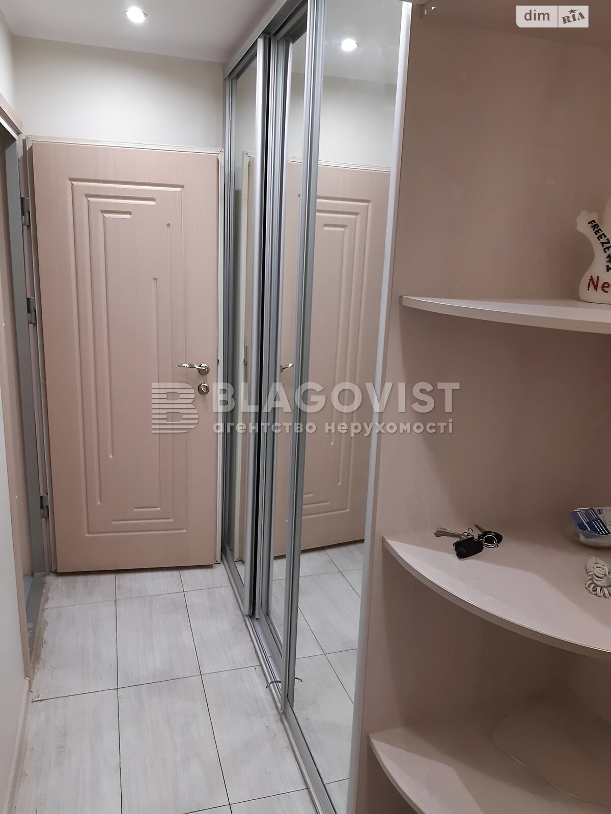 Продаж двокімнатної квартири в Києві, на просп. Науки 88, район Мишоловка фото 1 Продаж двокімнатної квартири в Києві, на просп. Науки 88, район Мишоловка фото 1