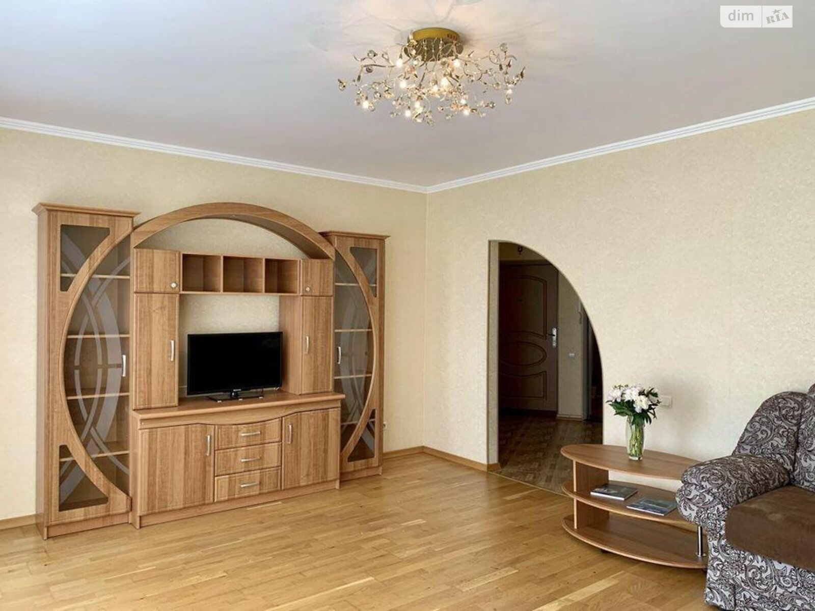 Продажа трехкомнатной квартиры в Киеве, на просп. Науки 80А/73, район Мышеловка фото 1 Продажа трехкомнатной квартиры в Киеве, на просп. Науки 80А/73, район Мышеловка фото 1