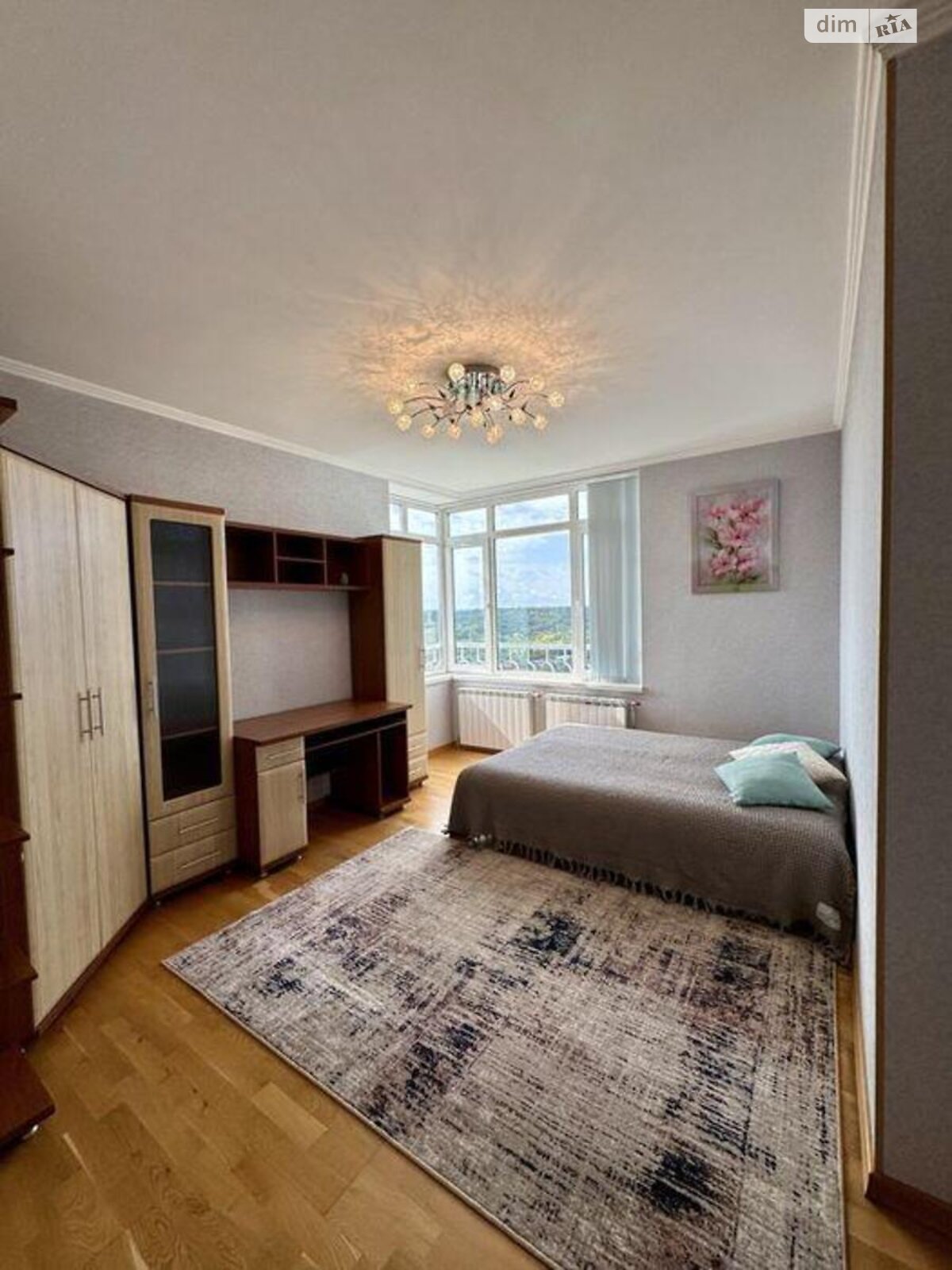 Продажа трехкомнатной квартиры в Киеве, на просп. Науки 80А/73, район Мышеловка фото 1 Продажа трехкомнатной квартиры в Киеве, на просп. Науки 80А/73, район Мышеловка фото 1