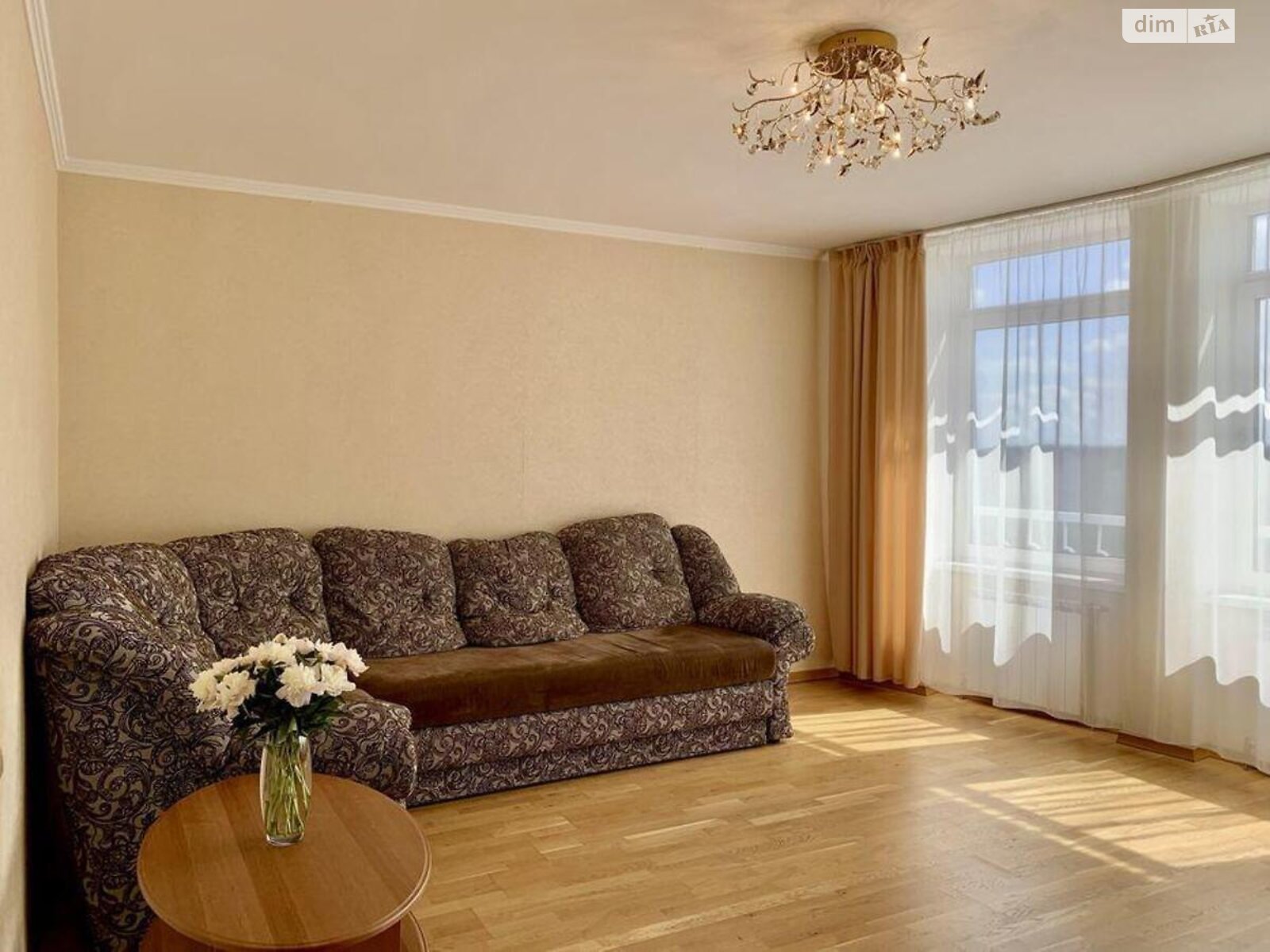 Продажа трехкомнатной квартиры в Киеве, на просп. Науки 80А/73, район Мышеловка фото 1 Продажа трехкомнатной квартиры в Киеве, на просп. Науки 80А/73, район Мышеловка фото 1