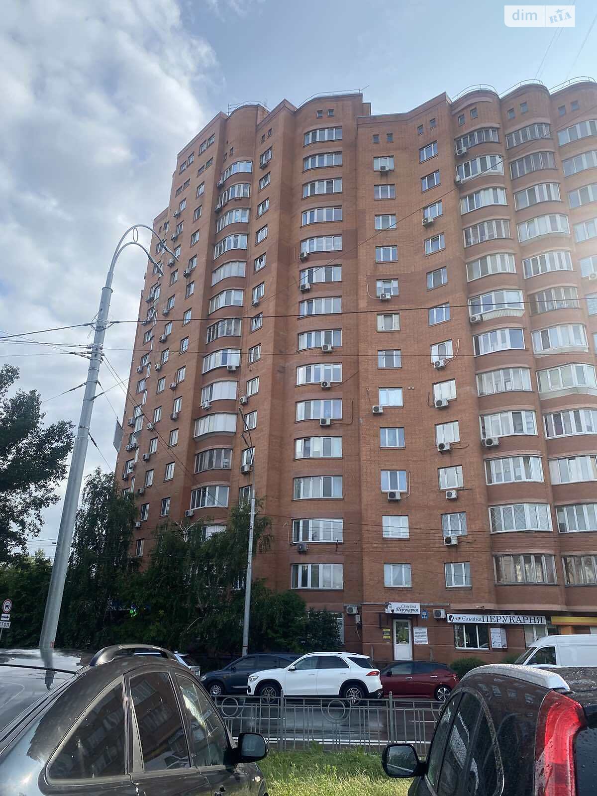 Продажа трехкомнатной квартиры в Киеве, на просп. Науки 62А, район Мышеловка фото 1 Продажа трехкомнатной квартиры в Киеве, на просп. Науки 62А, район Мышеловка фото 1