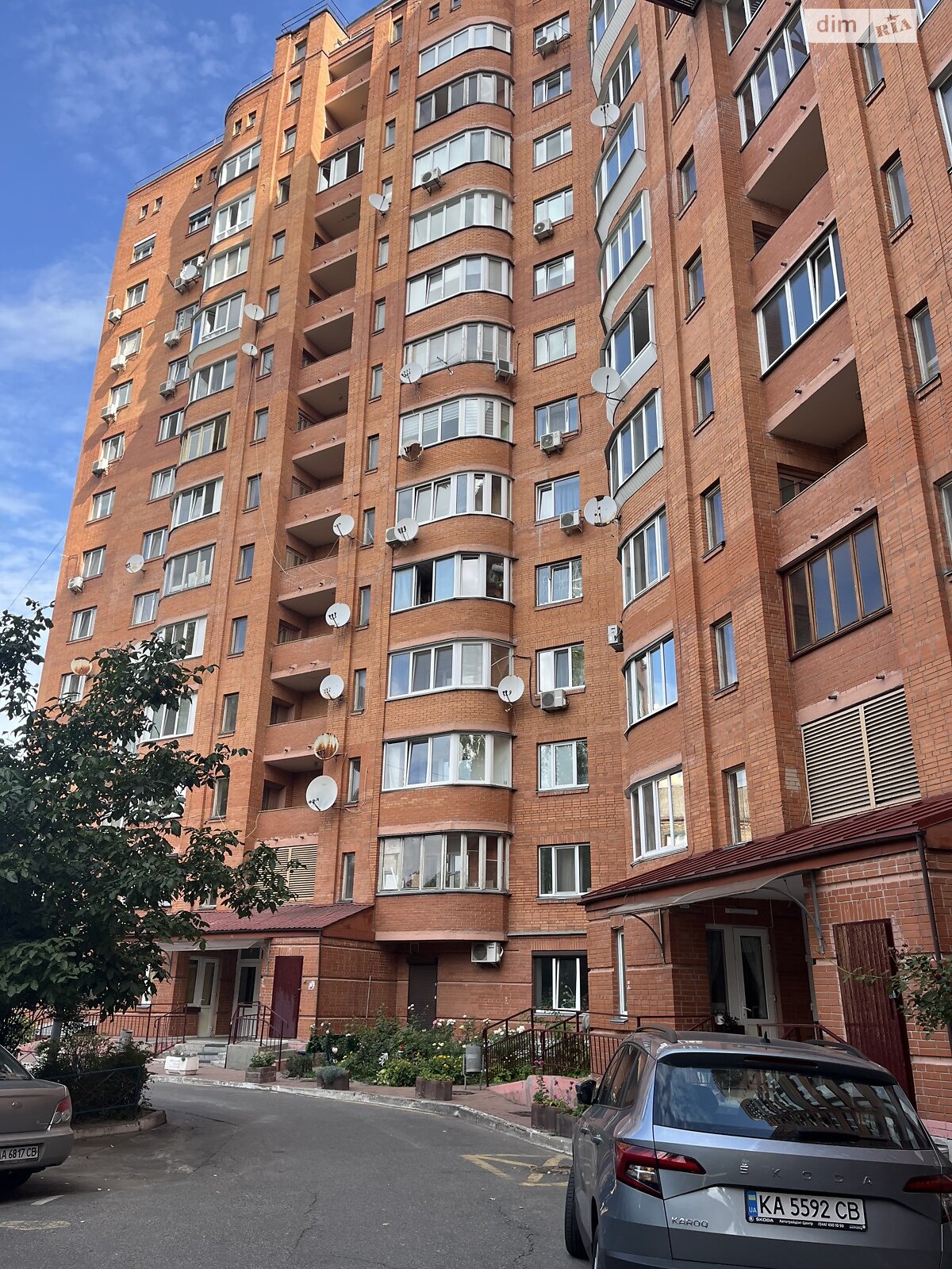 Продаж трикімнатної квартири в Києві, на просп. Науки 62А, район Мишоловка фото 1