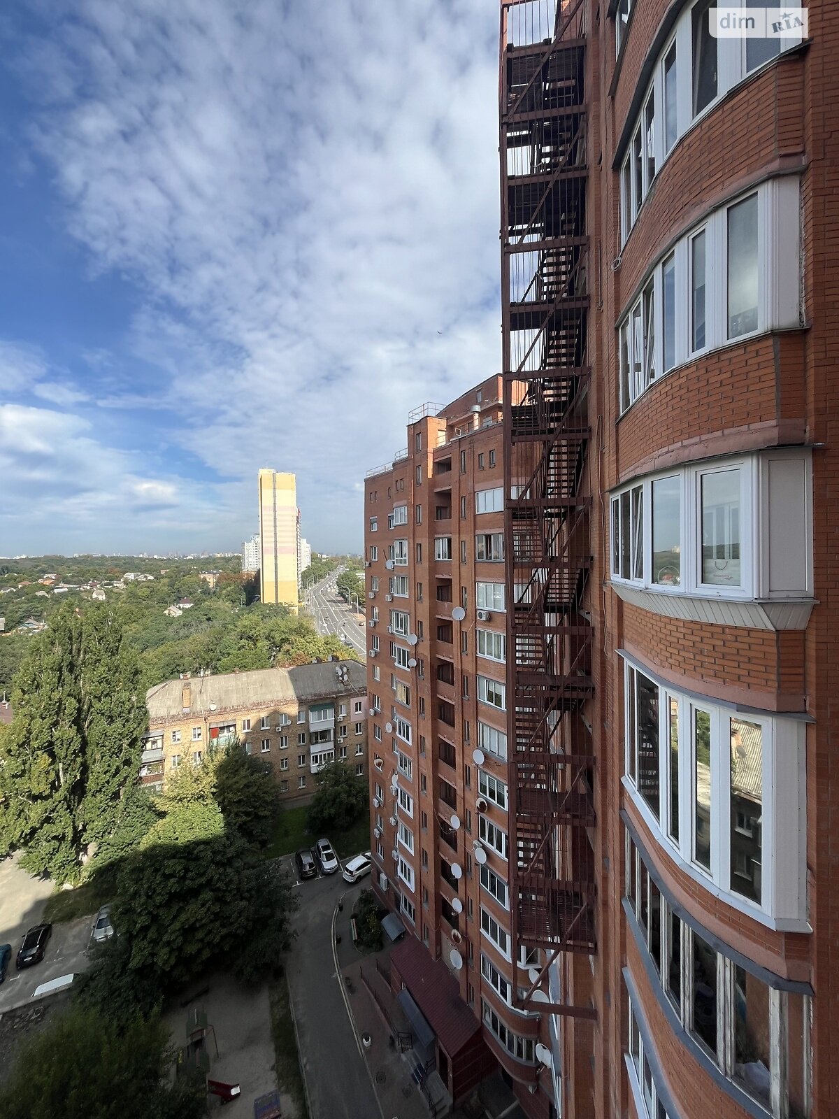 Продаж трикімнатної квартири в Києві, на просп. Науки 62А, район Мишоловка фото 1