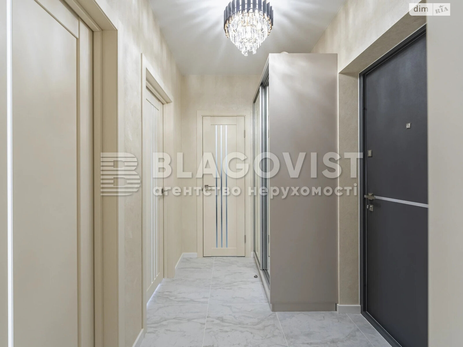 Продажа однокомнатной квартиры в Киеве, на ул. Набережно-Рыбальская дорога 27, фото 1