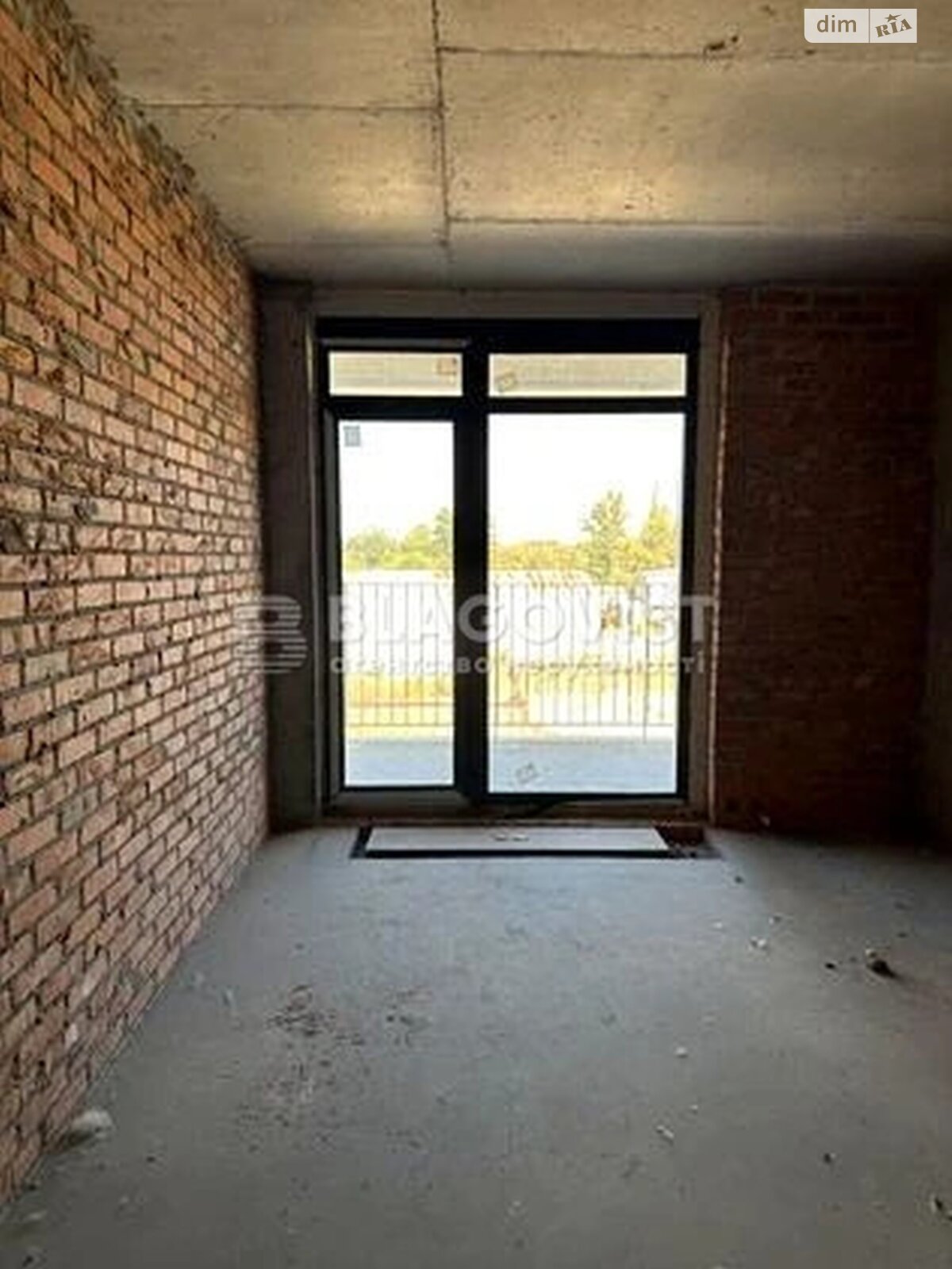 Продажа трехкомнатной квартиры в Киеве, на ул. Набережно-Рыбальская дорога 9, фото 1