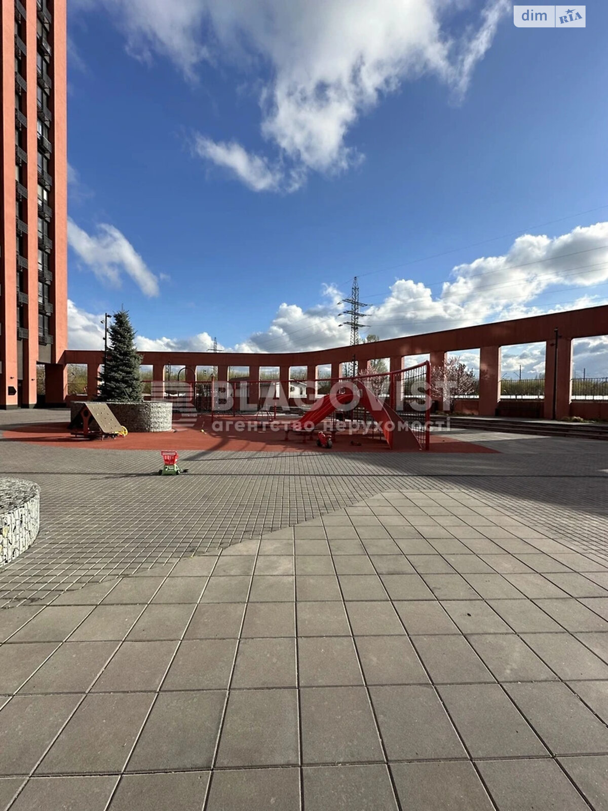 Продажа однокомнатной квартиры в Киеве, на ул. Набережно-Рыбальская дорога 27, фото 1