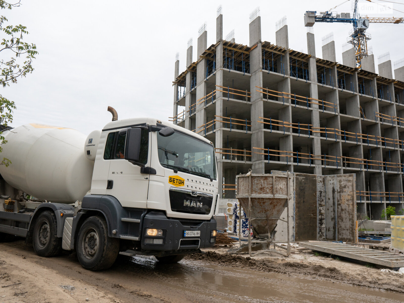 Продаж трикімнатної квартири в Києві, на вул. Святослава Хороброго 3, фото 1 Продаж трикімнатної квартири в Києві, на вул. Святослава Хороброго 3, фото 1