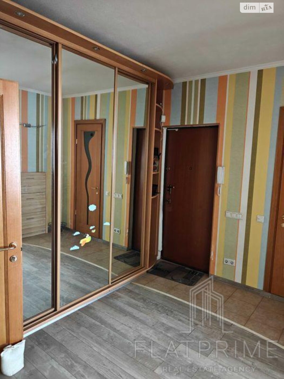 Продажа трехкомнатной квартиры в Киеве, на ул. Наталии Ужвий 4В, фото 1