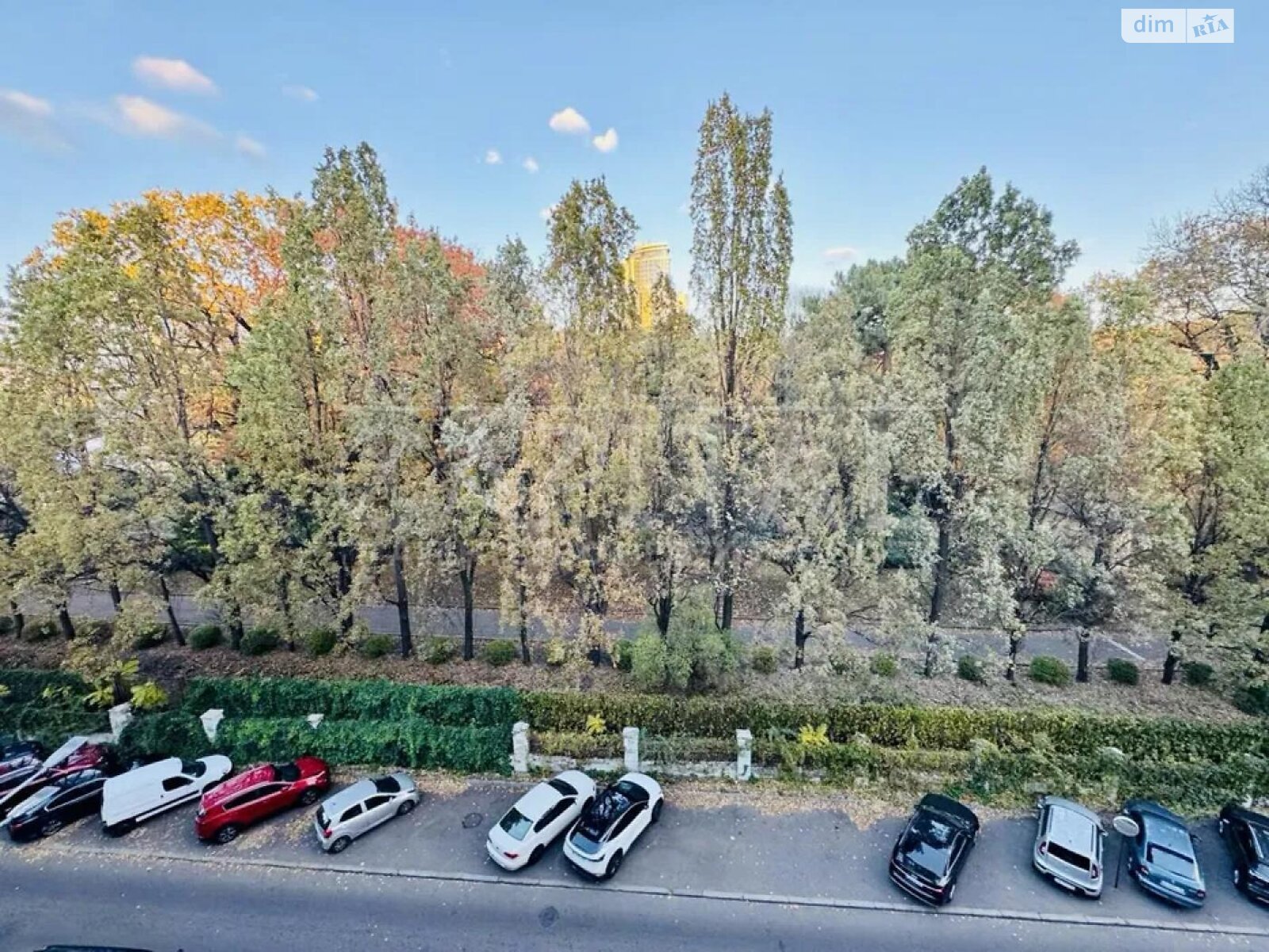 Продаж трикімнатної квартири в Києві, на вул. Назарівська 11, фото 1 Продаж трикімнатної квартири в Києві, на вул. Назарівська 11, фото 1