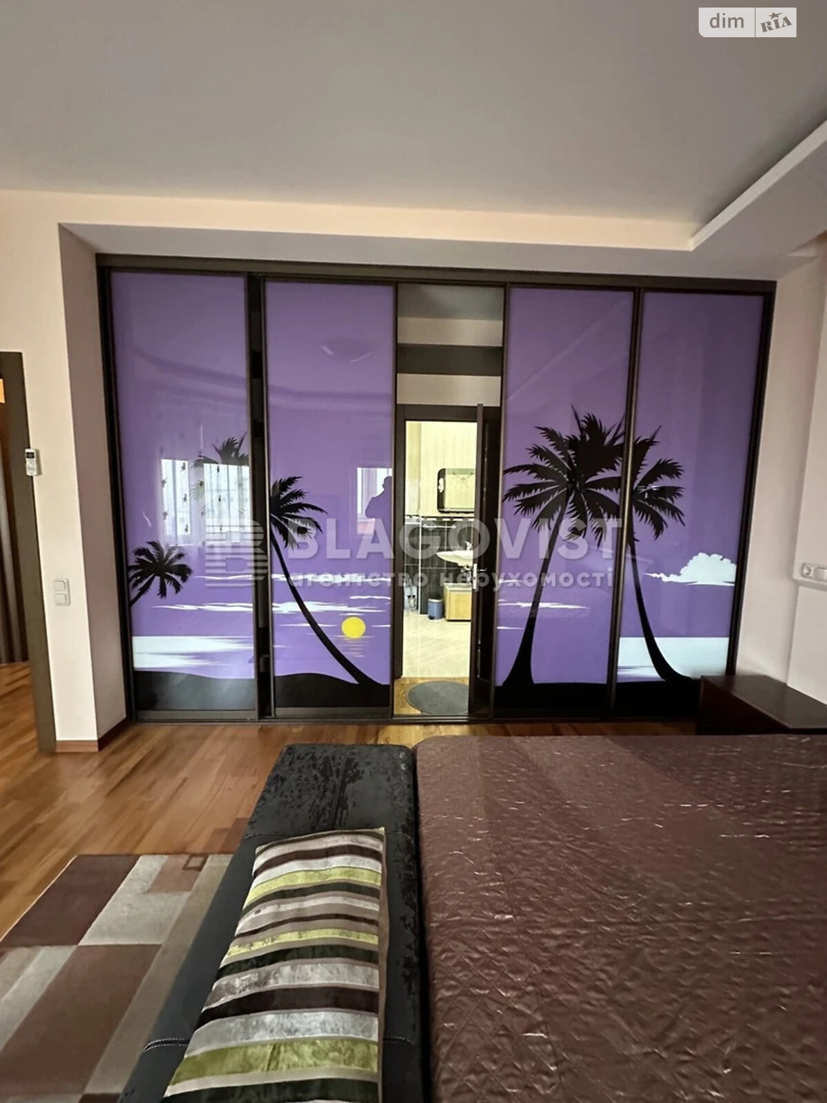 Продажа трехкомнатной квартиры в Киеве, на пер. Нестеровский 6, фото 1 Продажа трехкомнатной квартиры в Киеве, на пер. Нестеровский 6, фото 1