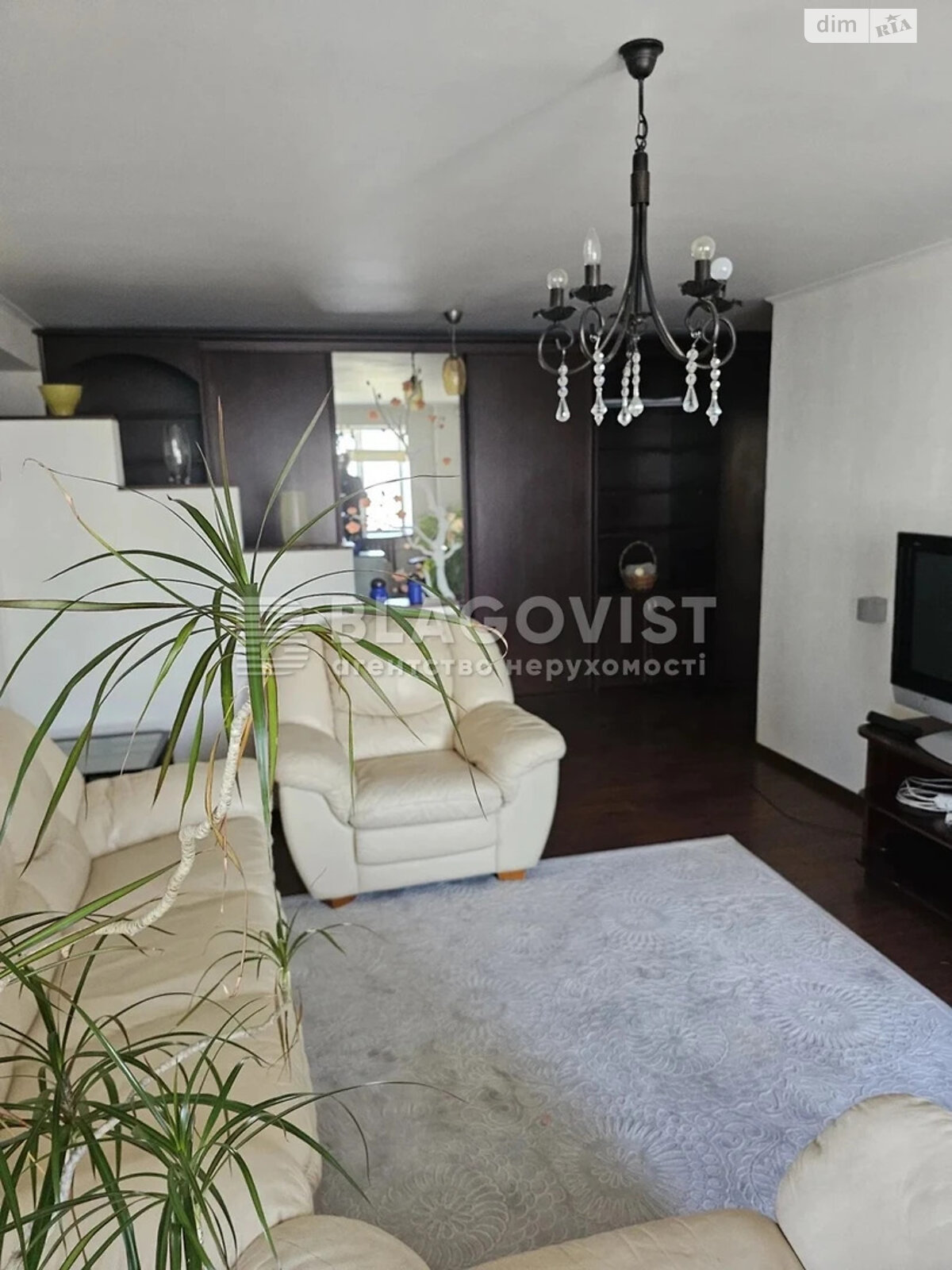 Продажа трехкомнатной квартиры в Киеве, на просп. Николая Бажана 24/1, фото 1 Продажа трехкомнатной квартиры в Киеве, на просп. Николая Бажана 24/1, фото 1