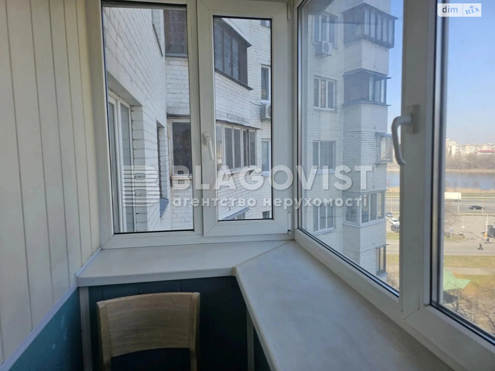 Продажа трехкомнатной квартиры в Киеве, на просп. Николая Бажана 24/1, фото 1 Продажа трехкомнатной квартиры в Киеве, на просп. Николая Бажана 24/1, фото 1