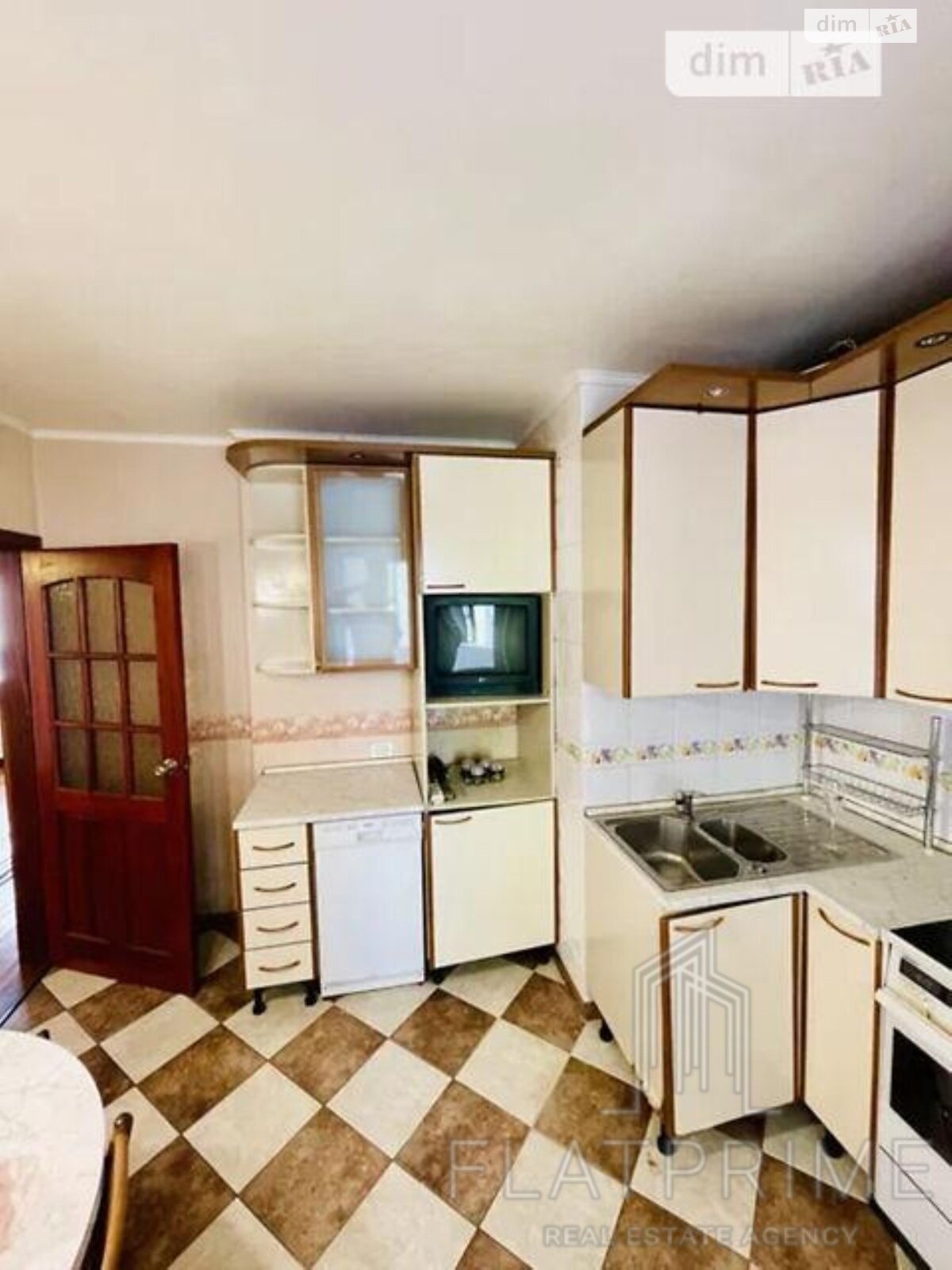 Продажа трехкомнатной квартиры в Киеве, на ул. Николая Лаврухина 7, фото 1