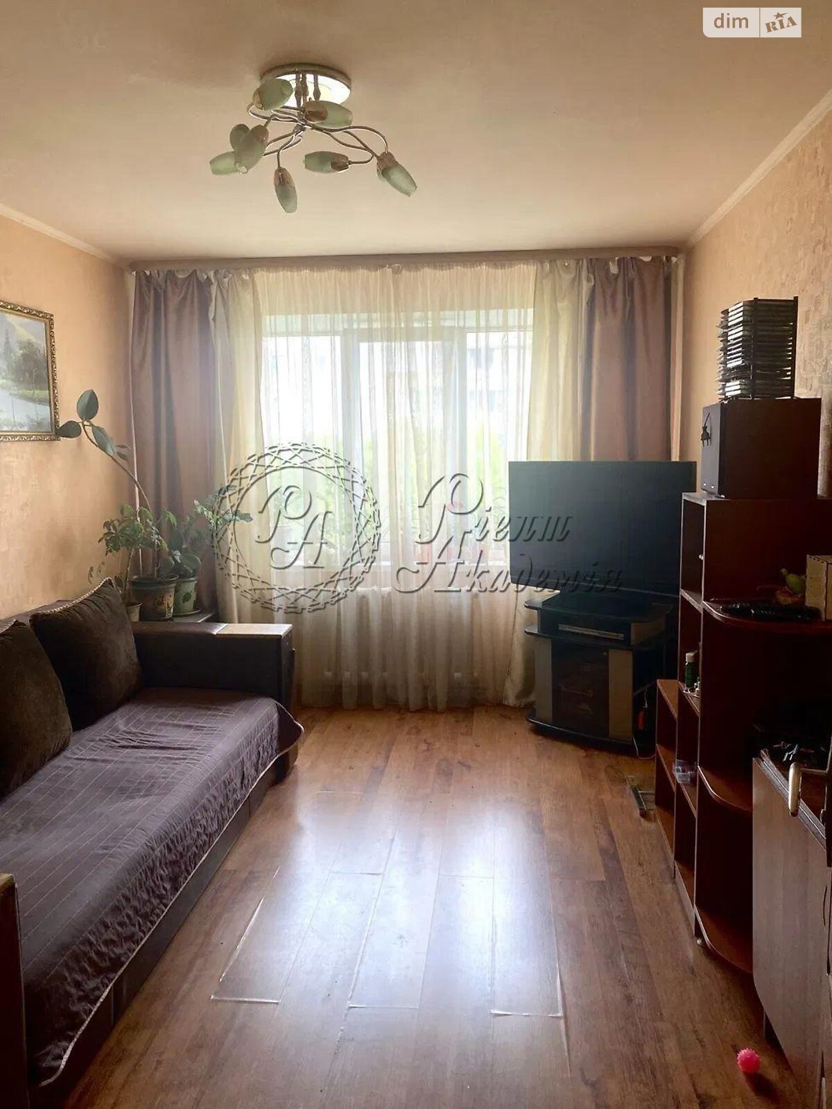 Продажа трехкомнатной квартиры в Киеве, на ул. Зодчих 56, район Никольская Борщаговка фото 1 Продажа трехкомнатной квартиры в Киеве, на ул. Зодчих 56, район Никольская Борщаговка фото 1