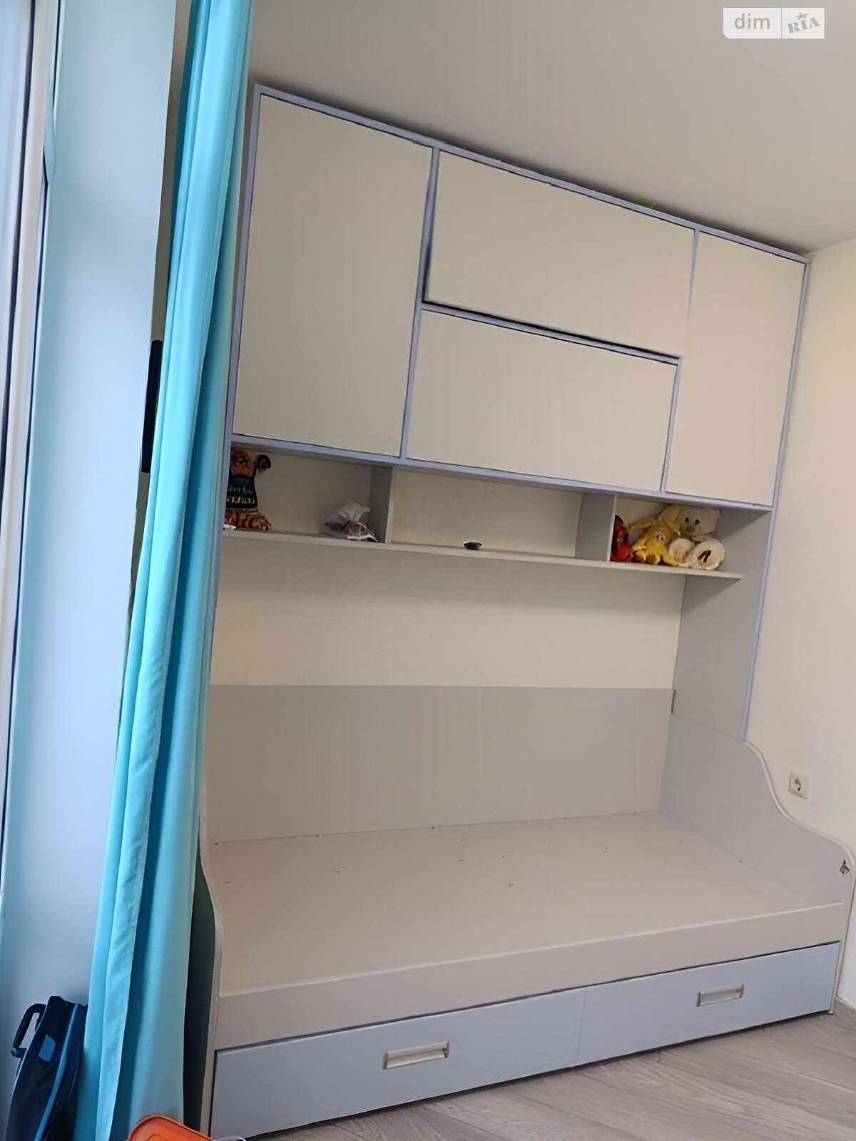 Продаж трикімнатної квартири в Києві, на вул. Андрія Аболмасова 4А, район Микільська Слобідка фото 1 Продаж трикімнатної квартири в Києві, на вул. Андрія Аболмасова 4А, район Микільська Слобідка фото 1