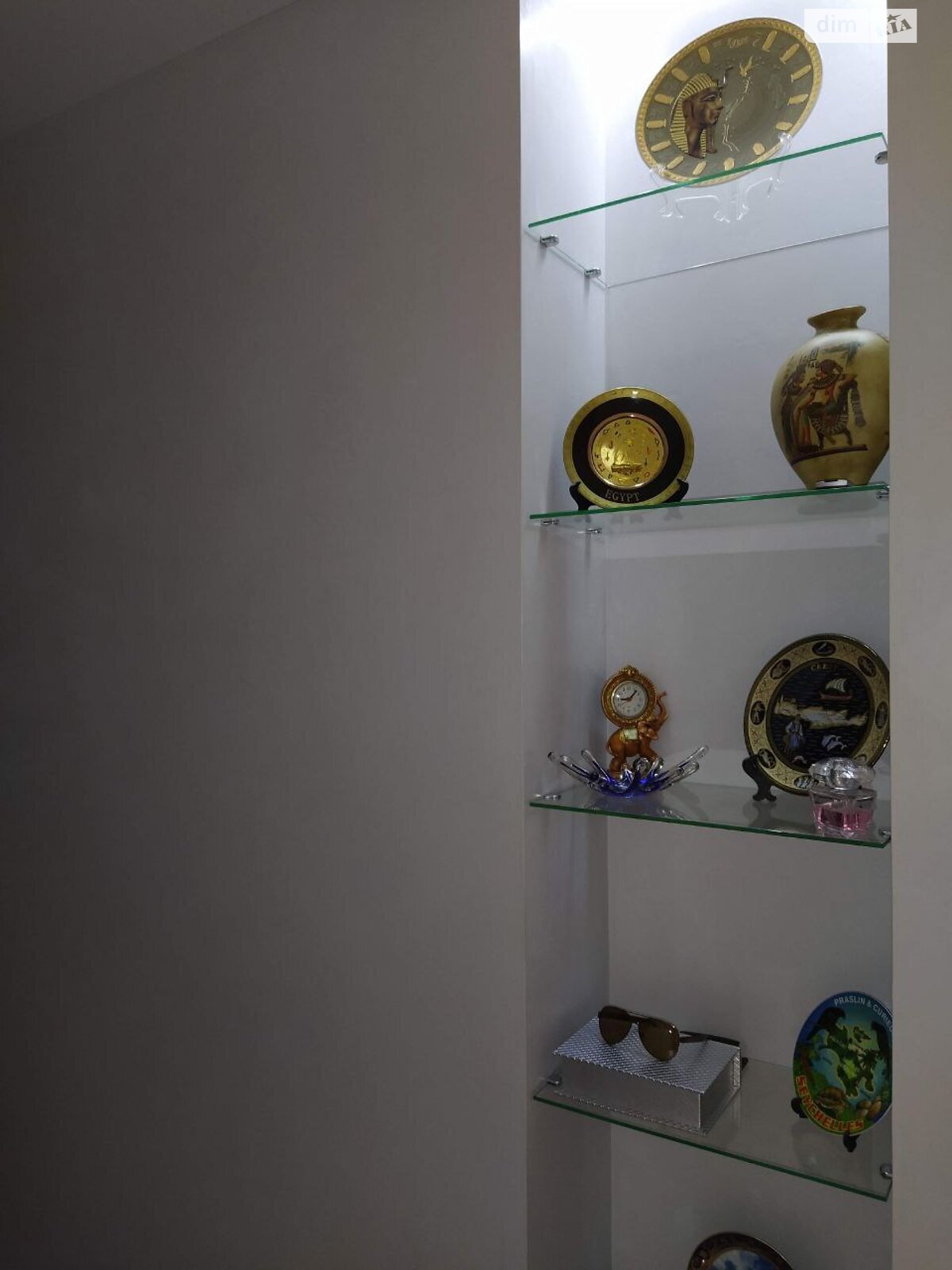 Продаж двокімнатної квартири в Києві, на вул. Андрія Аболмасова 4А, район Микільська Слобідка фото 1 Продаж двокімнатної квартири в Києві, на вул. Андрія Аболмасова 4А, район Микільська Слобідка фото 1