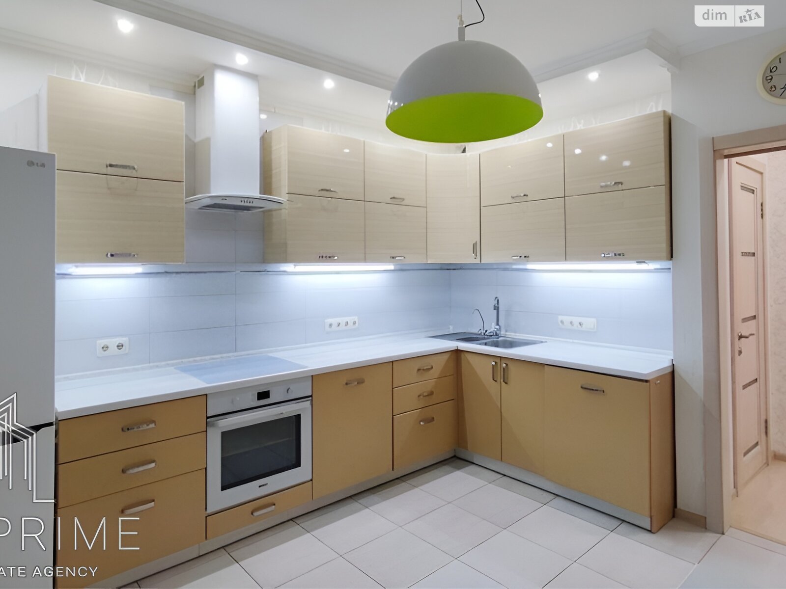 Продажа трехкомнатной квартиры в Киеве, на ул. Дениса Рачинского 25А, район Никольская Слободка фото 1 Продажа трехкомнатной квартиры в Киеве, на ул. Дениса Рачинского 25А, район Никольская Слободка фото 1