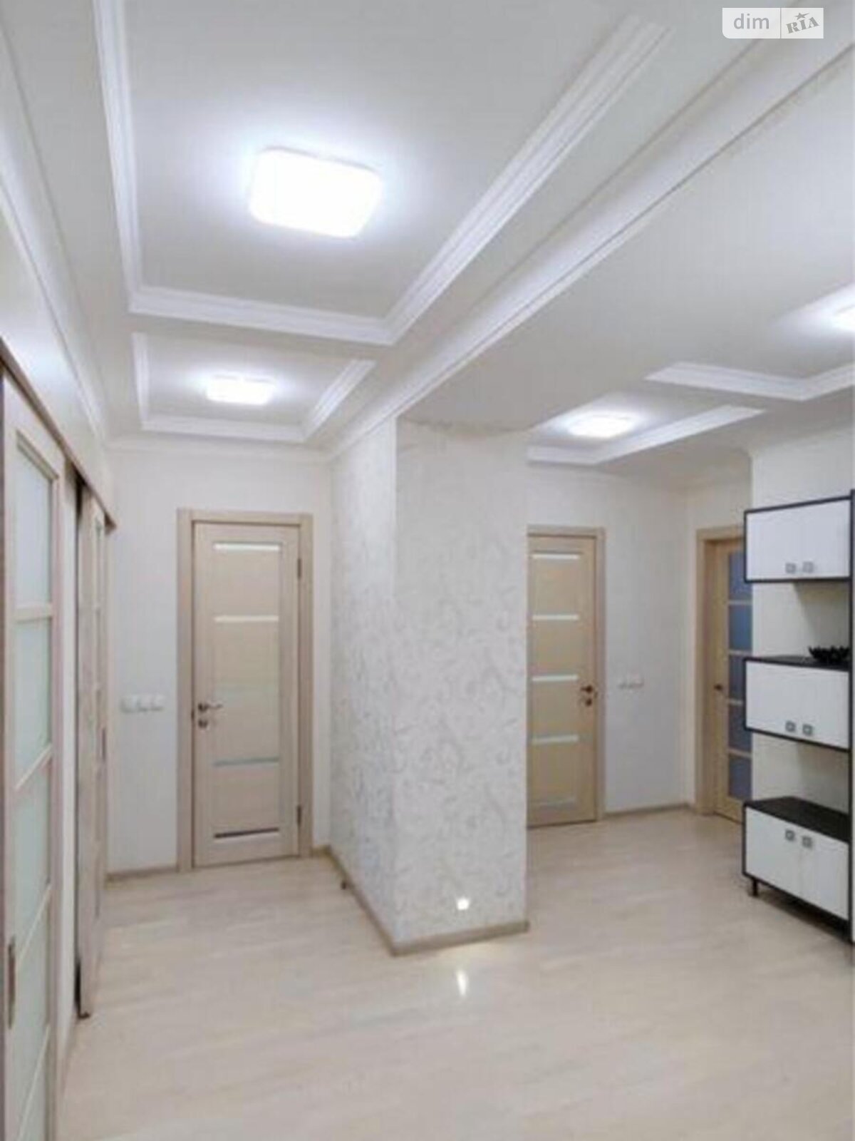 Продажа трехкомнатной квартиры в Киеве, на ул. Дениса Рачинского 25А, район Никольская Слободка фото 1 Продажа трехкомнатной квартиры в Киеве, на ул. Дениса Рачинского 25А, район Никольская Слободка фото 1