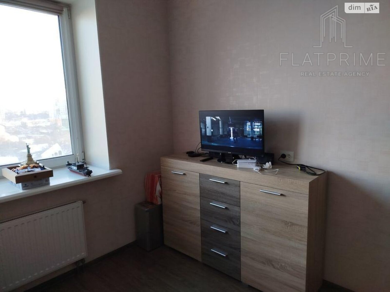 Продажа двухкомнатной квартиры в Киеве, на ул. Дениса Рачинского 25, район Никольская Слободка фото 1