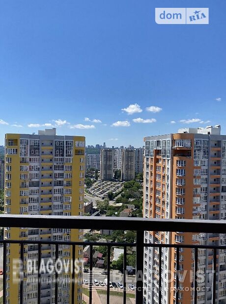 Продажа трехкомнатной квартиры в Киеве, на ул. Каховская 62, район Никольская Слободка фото 1 Продажа трехкомнатной квартиры в Киеве, на ул. Каховская 62, район Никольская Слободка фото 1
