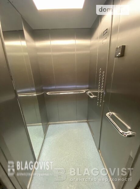 Продажа трехкомнатной квартиры в Киеве, на ул. Каховская 62, район Никольская Слободка фото 1 Продажа трехкомнатной квартиры в Киеве, на ул. Каховская 62, район Никольская Слободка фото 1