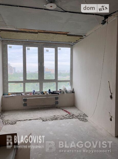 Продажа трехкомнатной квартиры в Киеве, на ул. Каховская 93000, район Никольская Слободка фото 1 Продажа трехкомнатной квартиры в Киеве, на ул. Каховская 93000, район Никольская Слободка фото 1