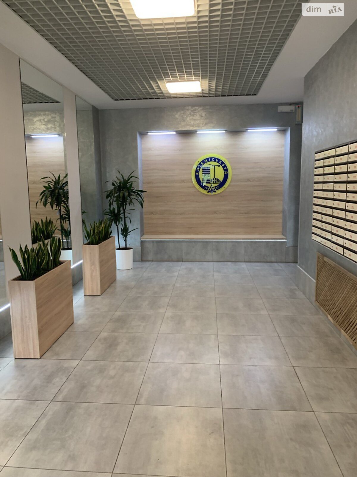 Продажа трехкомнатной квартиры в Киеве, на ул. Каховская 56, район Никольская Слободка фото 1 Продажа трехкомнатной квартиры в Киеве, на ул. Каховская 56, район Никольская Слободка фото 1
