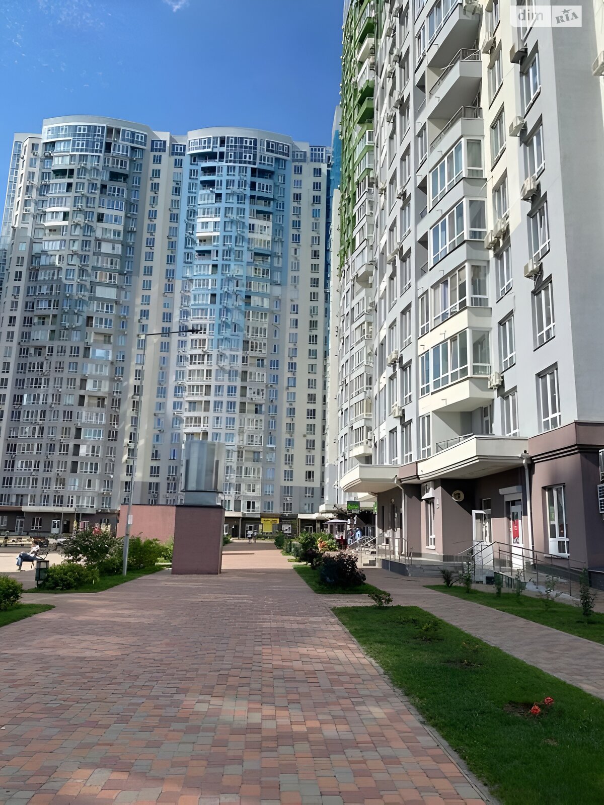 Продаж однокімнатної квартири в Києві, на вул. Каховська 62А, район Микільська Слобідка фото 1 Продаж однокімнатної квартири в Києві, на вул. Каховська 62А, район Микільська Слобідка фото 1