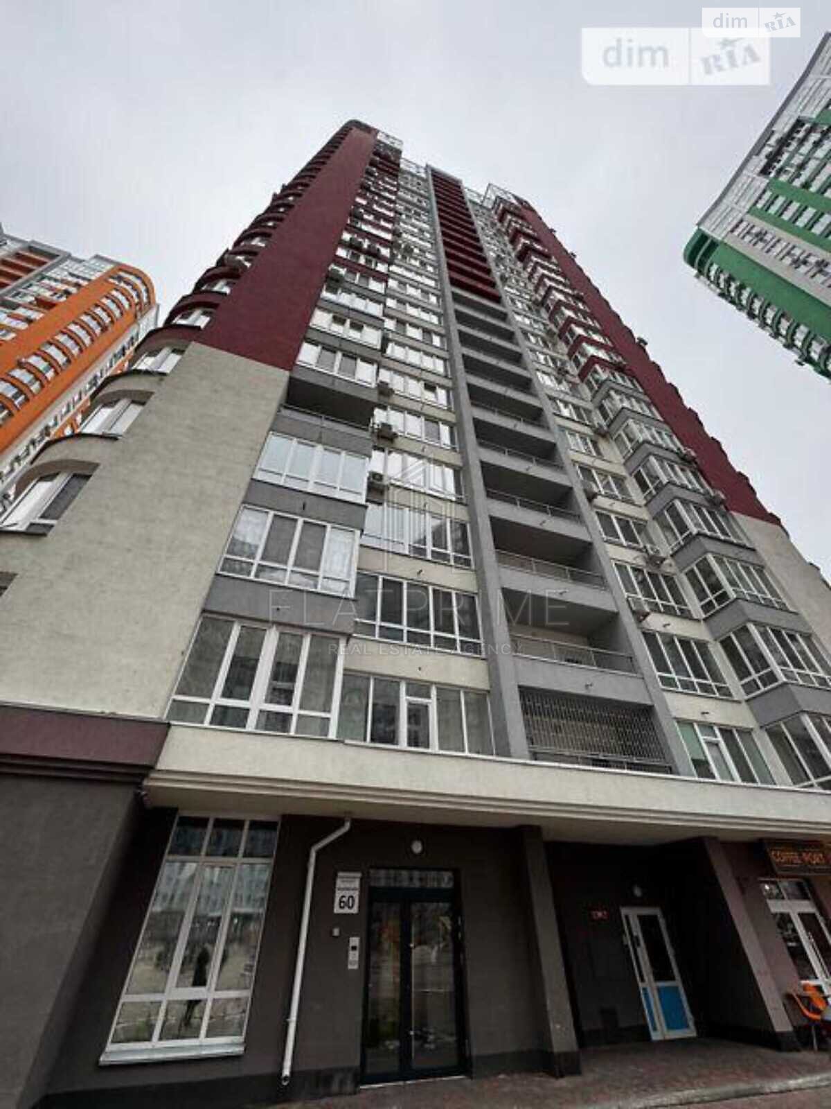 Продажа трехкомнатной квартиры в Киеве, на ул. Каховская 60, район Никольская Слободка фото 1 Продажа трехкомнатной квартиры в Киеве, на ул. Каховская 60, район Никольская Слободка фото 1