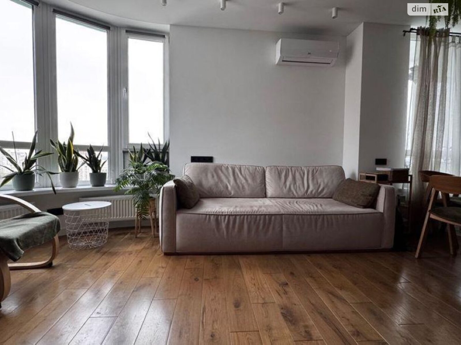 Продажа двухкомнатной квартиры в Киеве, на ул. Каховская 62, район Никольская Слободка фото 1 Продажа двухкомнатной квартиры в Киеве, на ул. Каховская 62, район Никольская Слободка фото 1