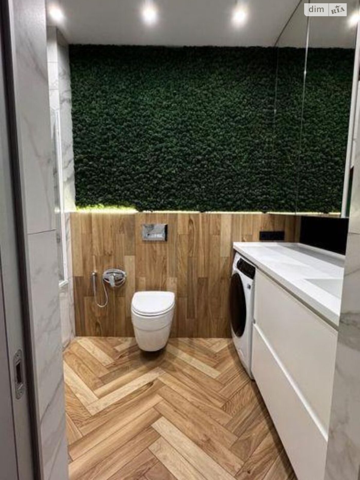 Продажа двухкомнатной квартиры в Киеве, на ул. Каховская 62, район Никольская Слободка фото 1 Продажа двухкомнатной квартиры в Киеве, на ул. Каховская 62, район Никольская Слободка фото 1