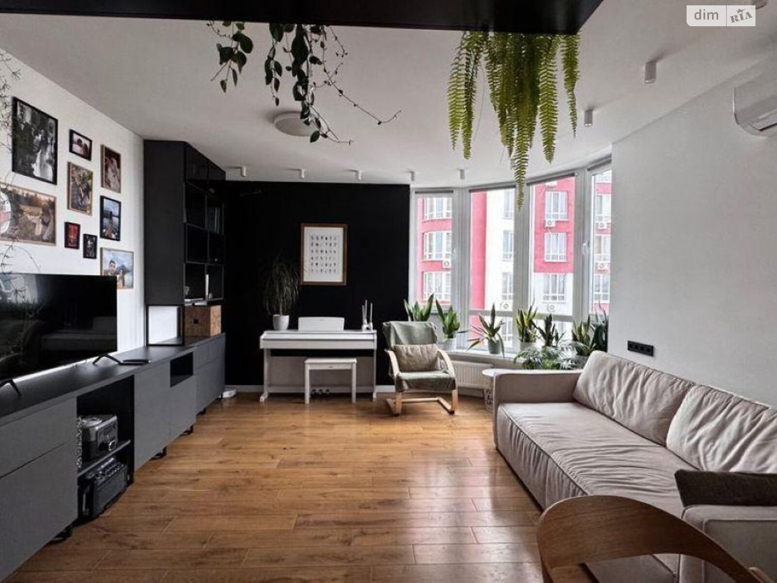 Продажа двухкомнатной квартиры в Киеве, на ул. Каховская 62, район Никольская Слободка фото 1 Продажа двухкомнатной квартиры в Киеве, на ул. Каховская 62, район Никольская Слободка фото 1